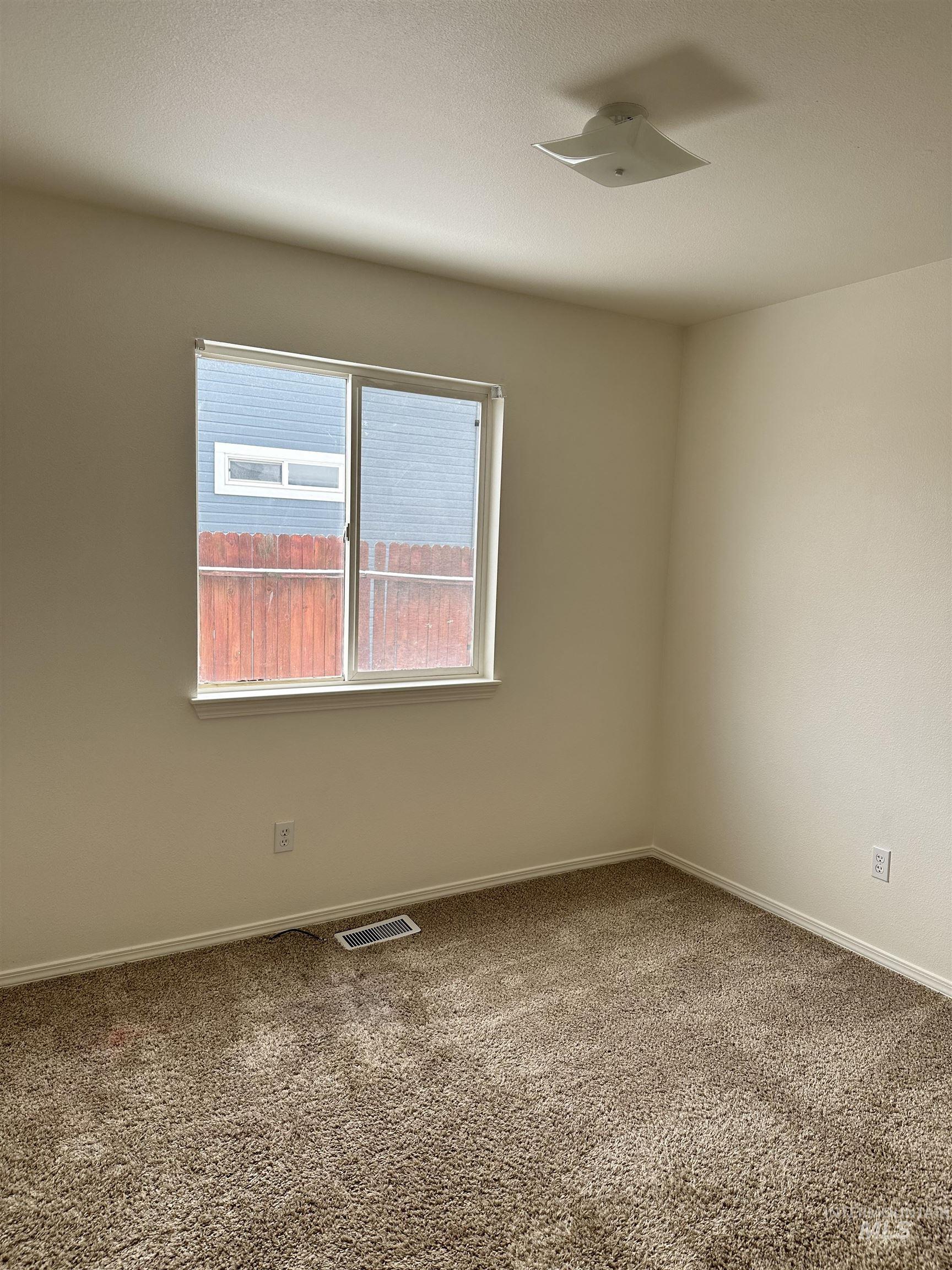 9192 W Wakefield Property Photo 12