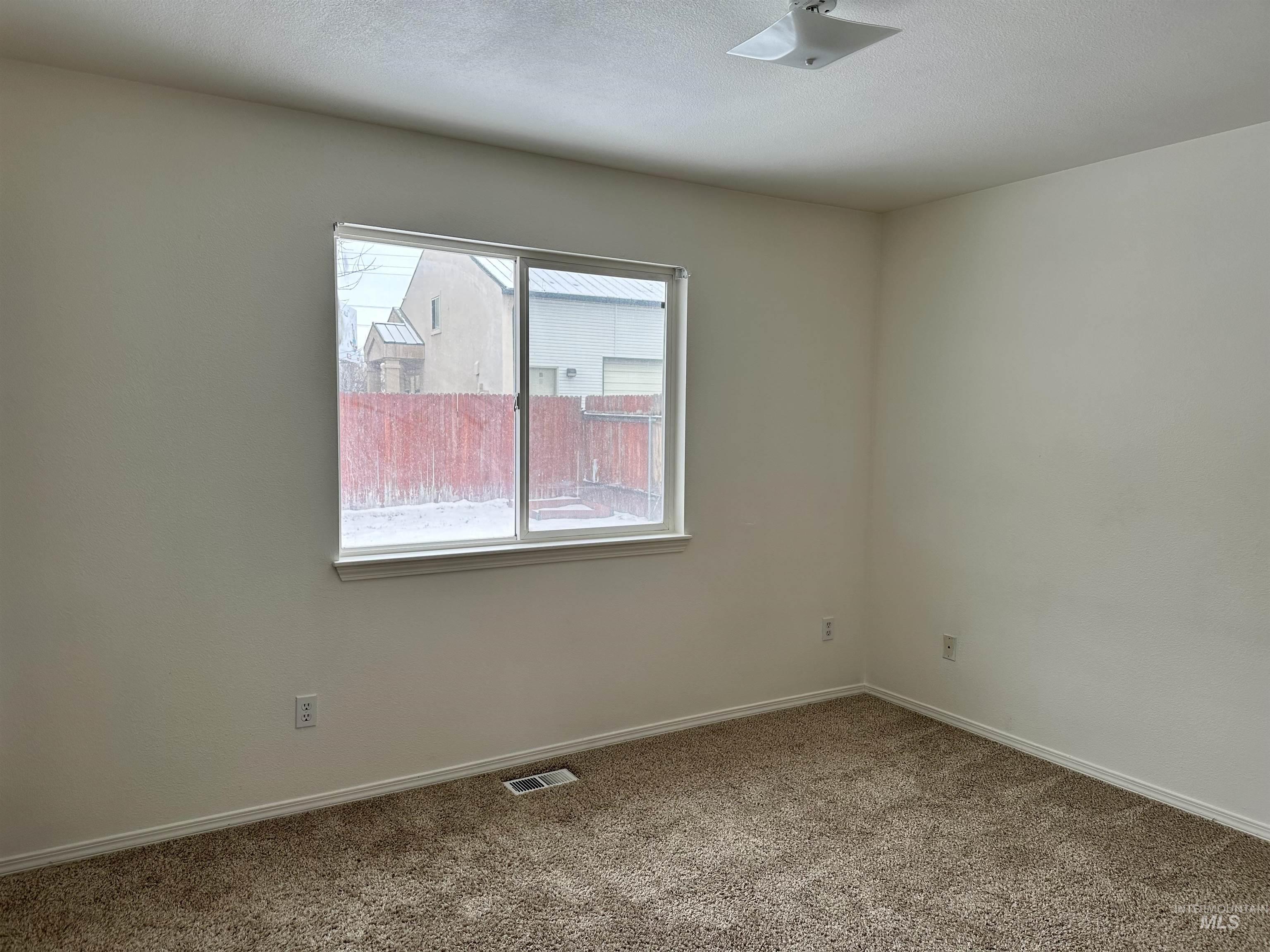 9192 W Wakefield Property Photo 14