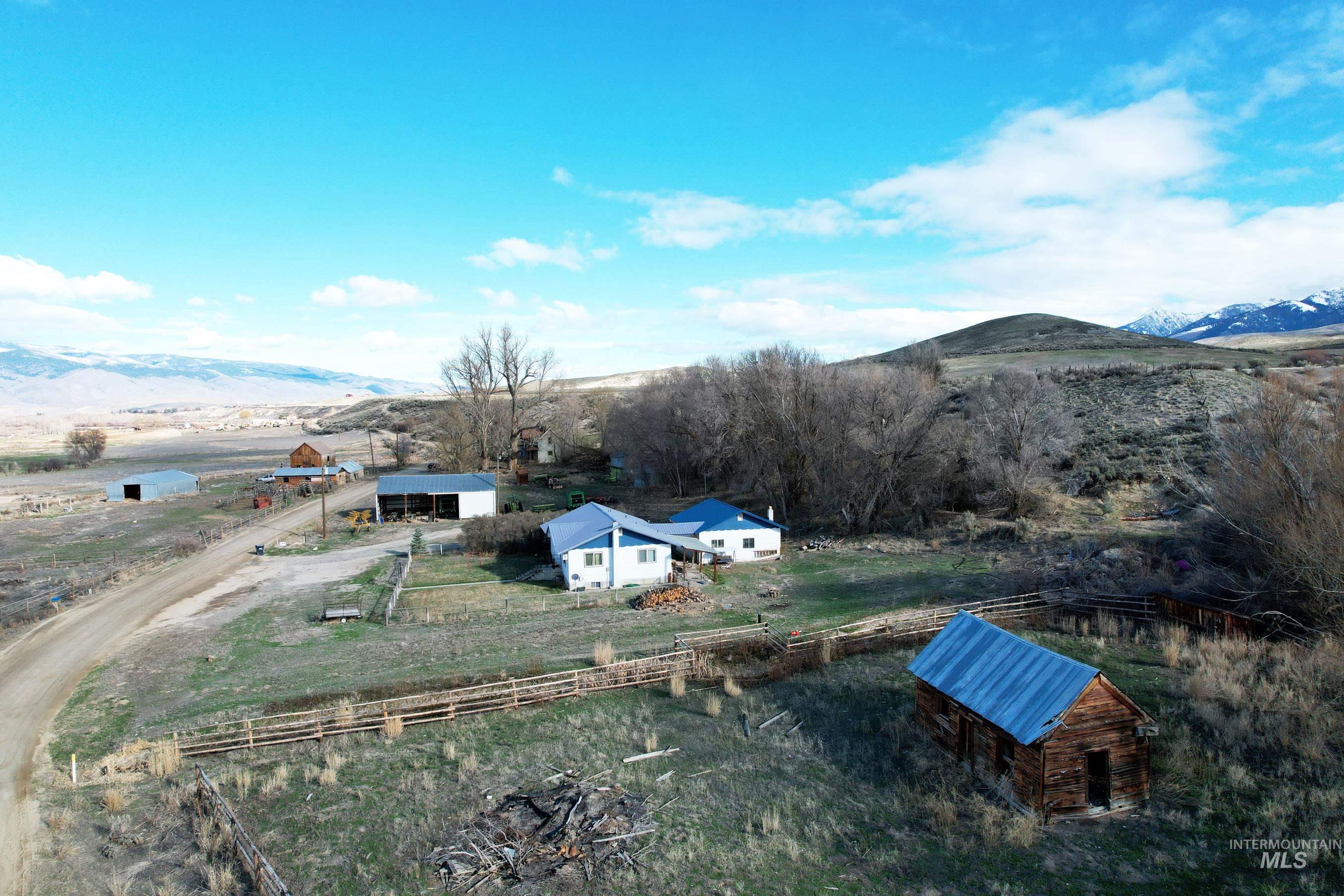 536 Lemhi Road Property Photo 11
