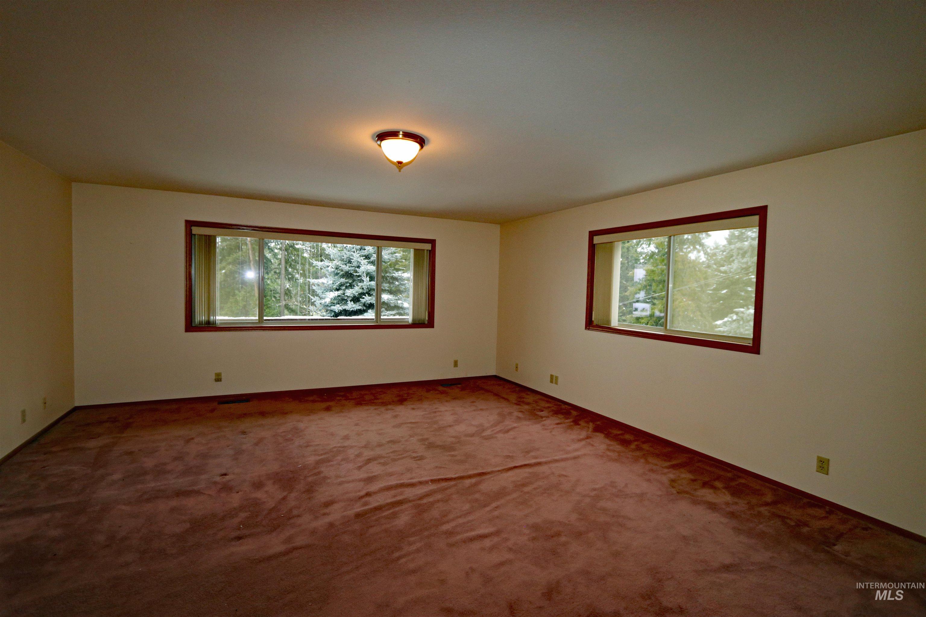 367 Crestview Drive Property Photo 17