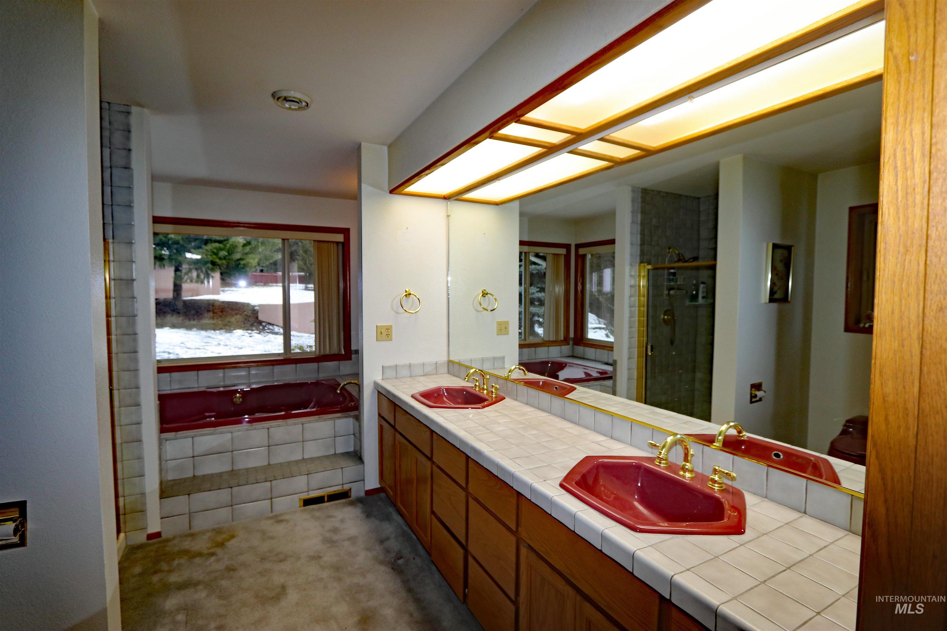 367 Crestview Drive Property Photo 20