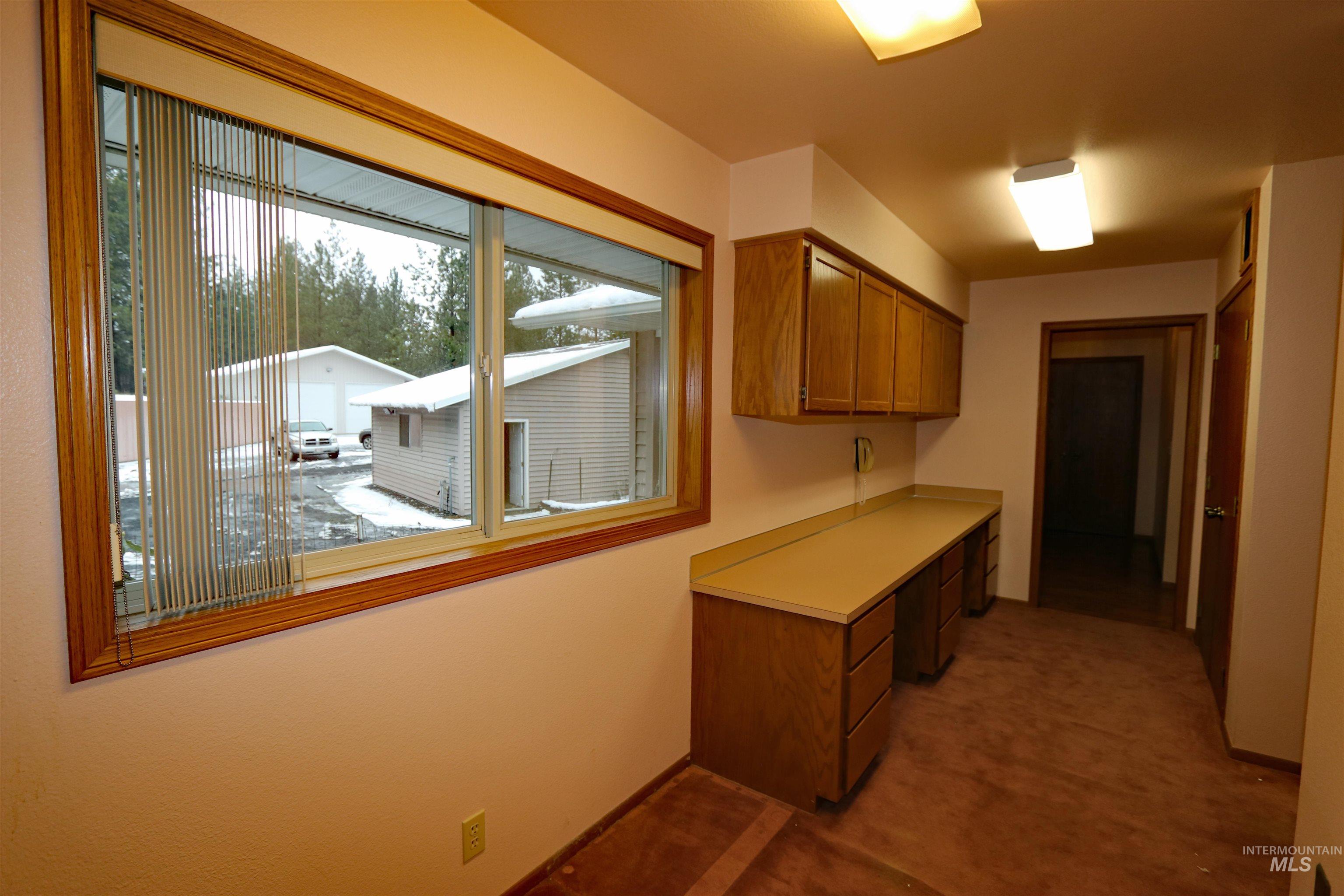 367 Crestview Drive Property Photo 25