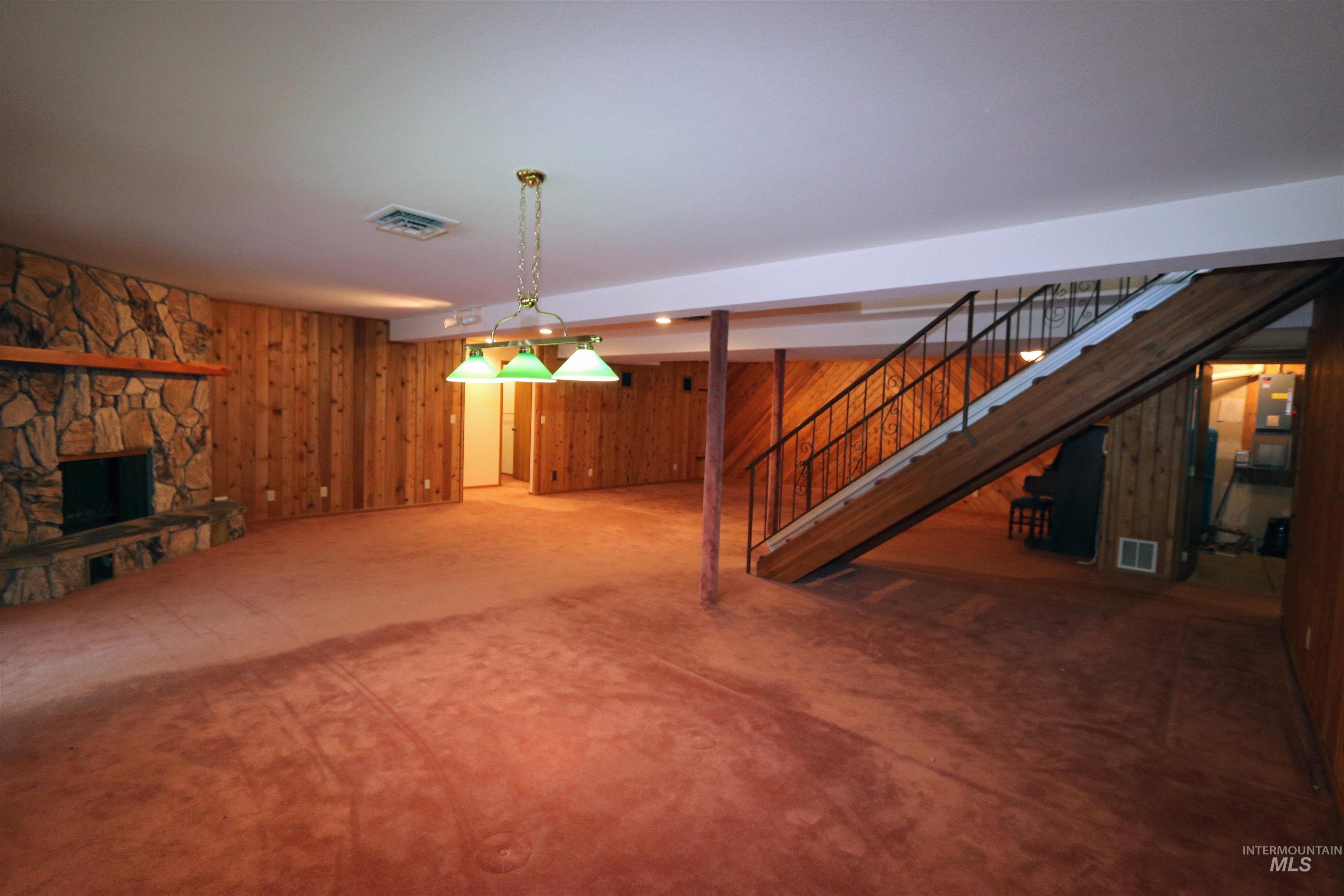 367 Crestview Drive Property Photo 30