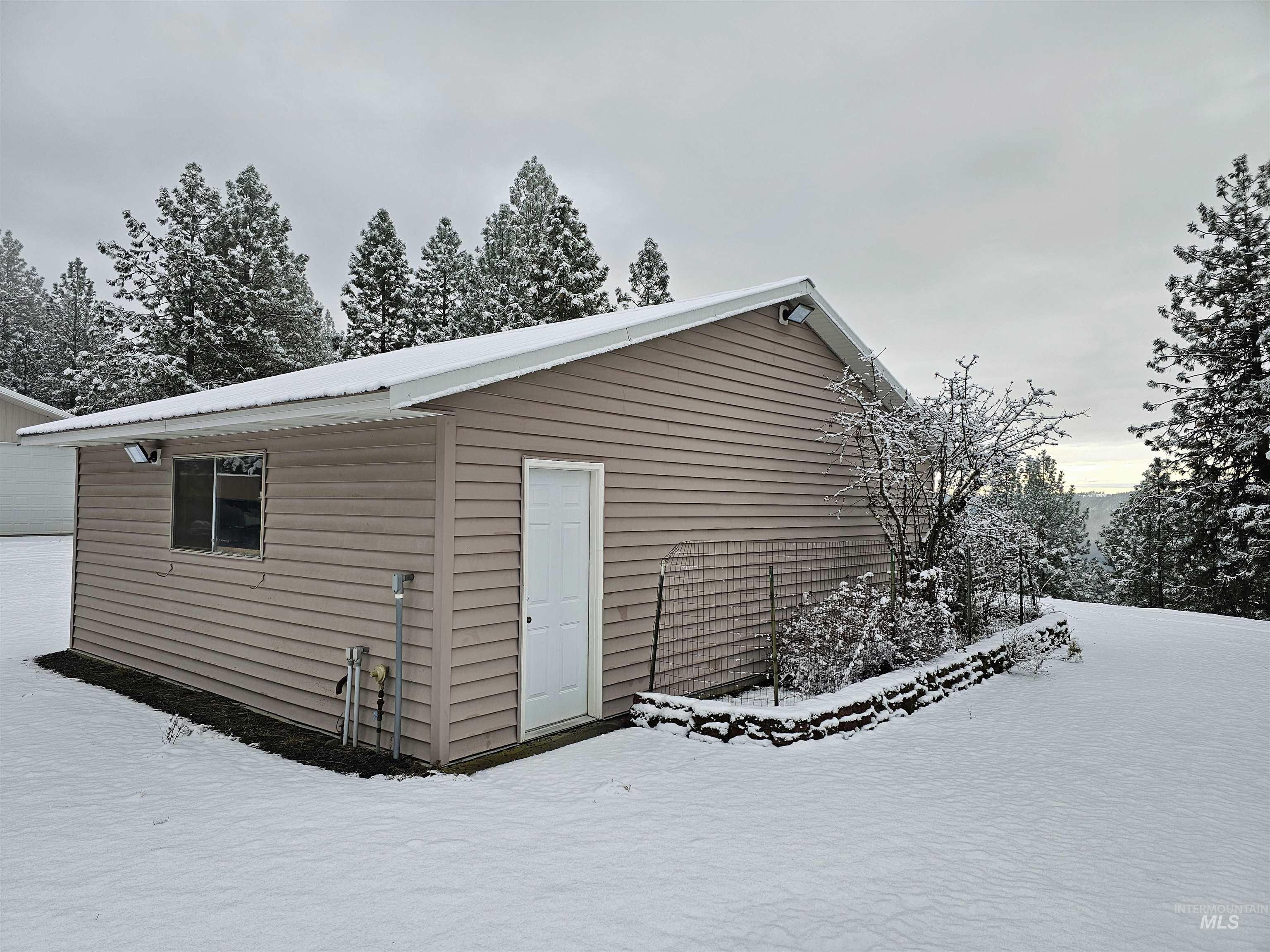 367 Crestview Drive Property Photo 41