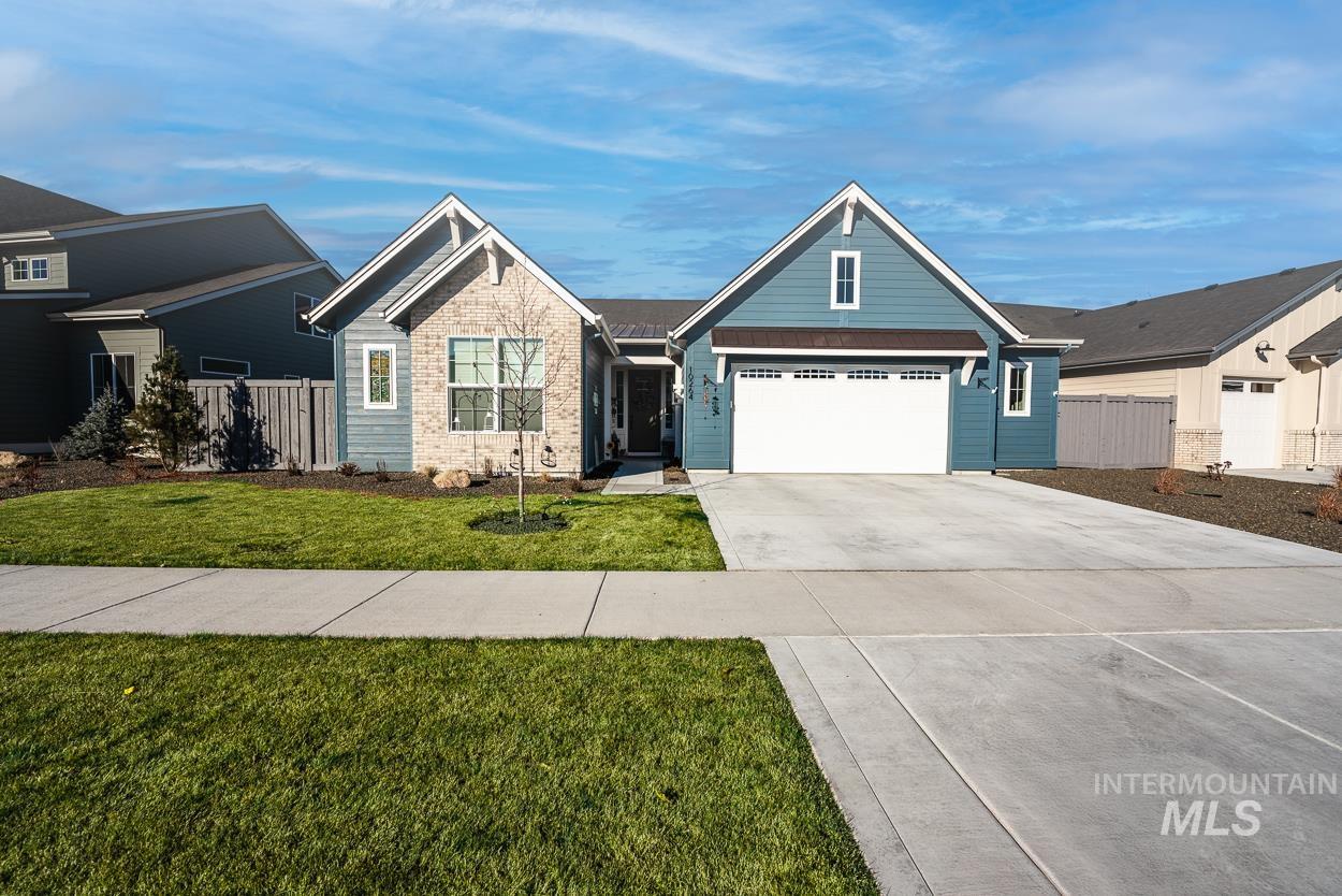 10264 Loneleaf Drive Property Photo 1