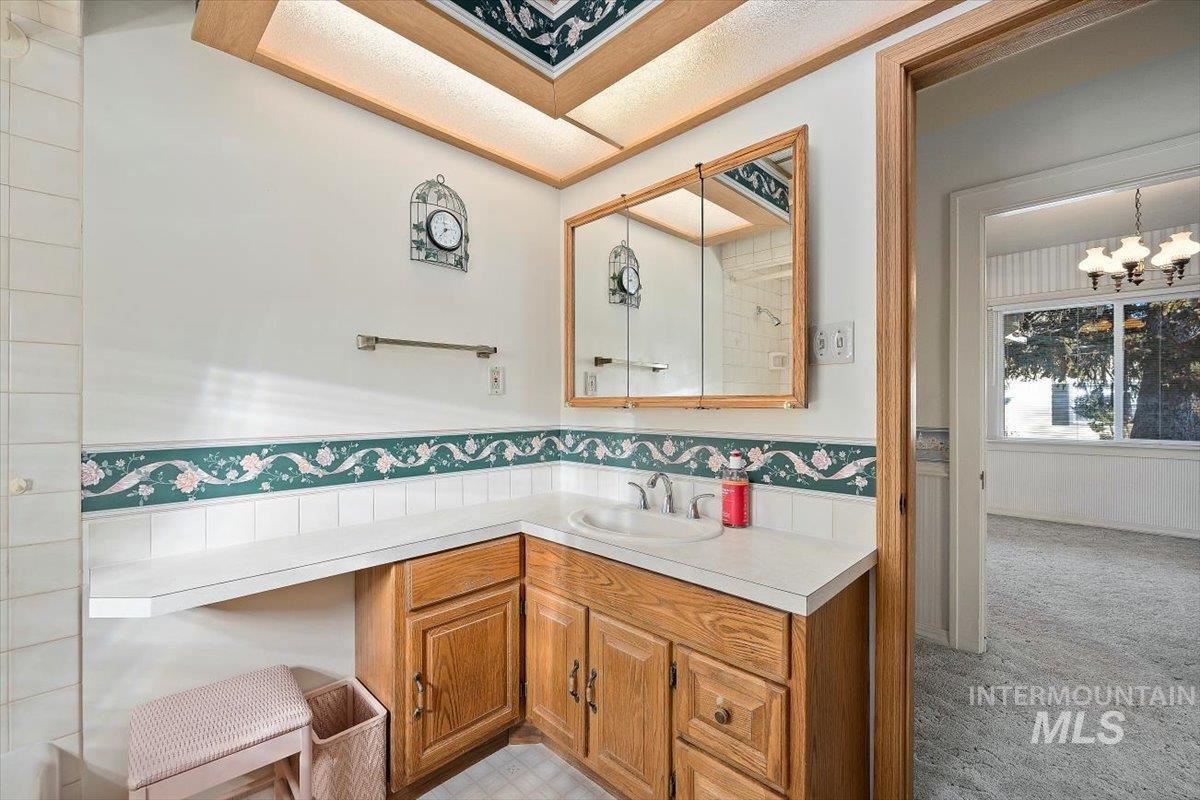 218 Buchanan Street Property Photo 17