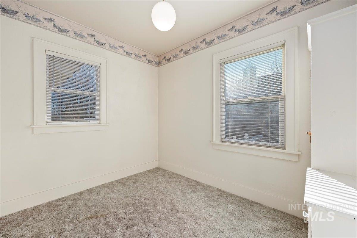218 Buchanan Street Property Photo 20
