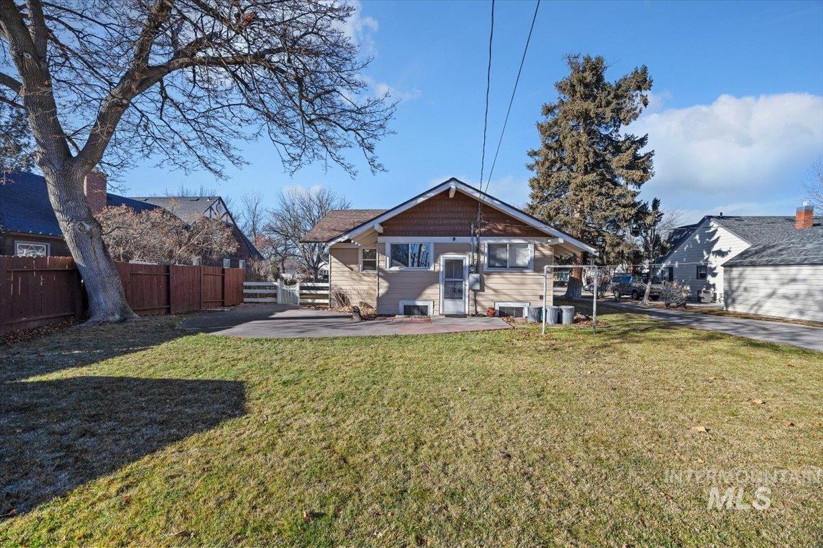 218 Buchanan Street Property Photo 23
