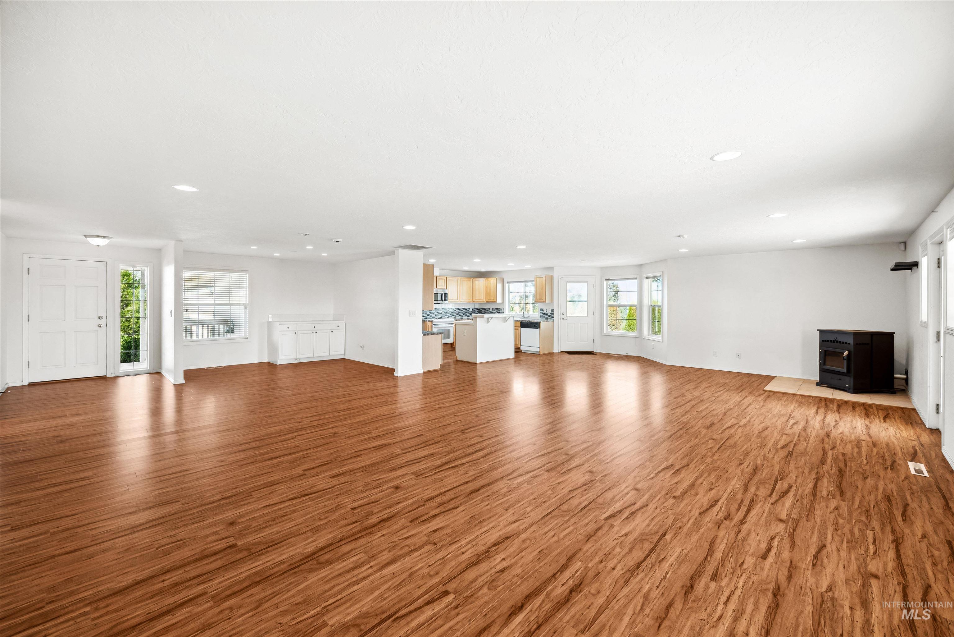 3351 Pioneer Road Property Photo 8