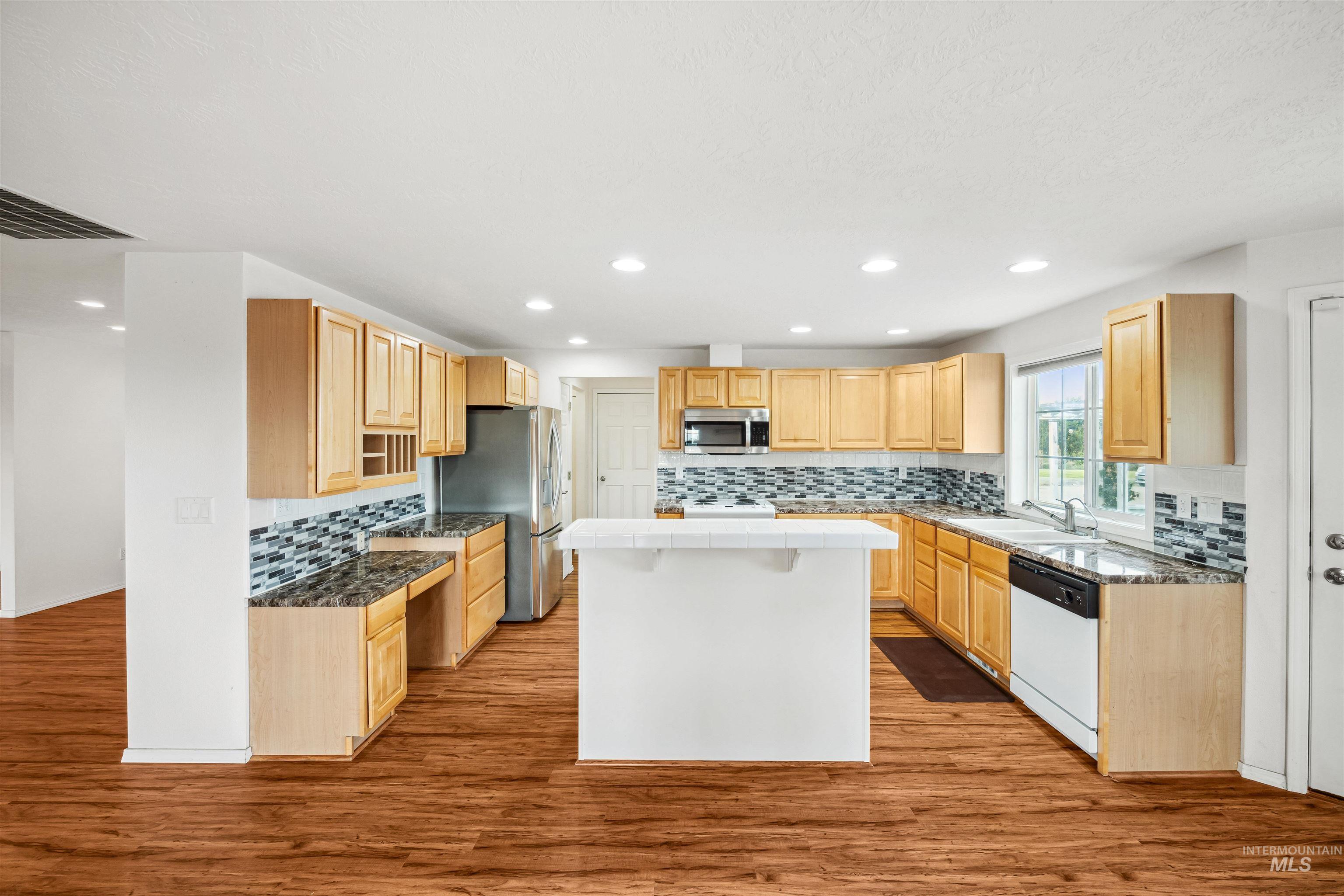 3351 Pioneer Road Property Photo 11