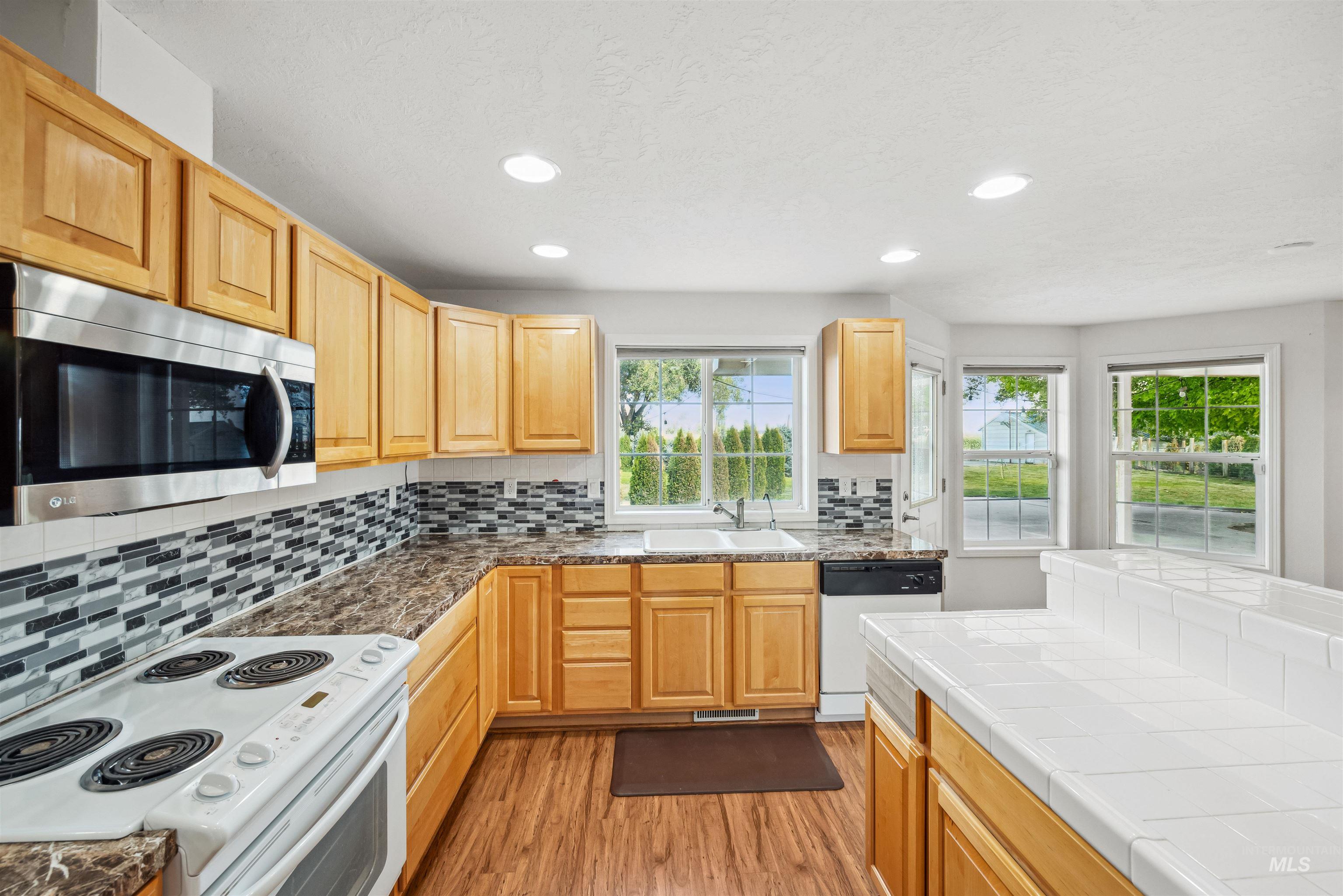 3351 Pioneer Road Property Photo 13