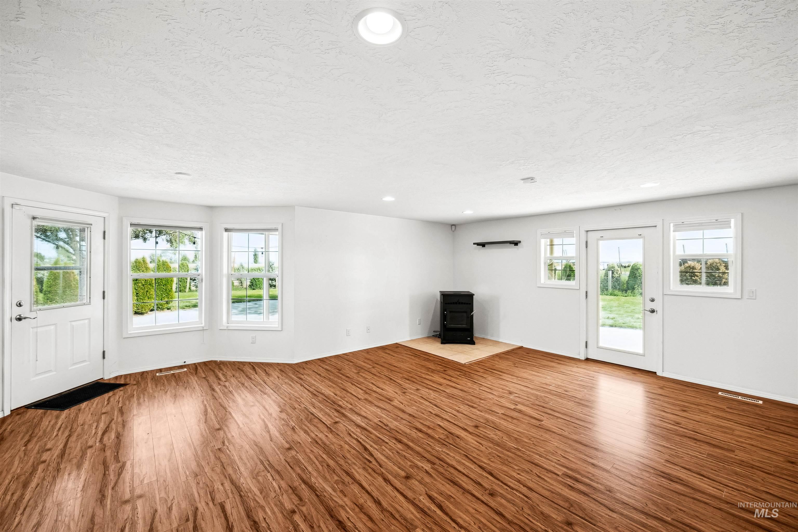 3351 Pioneer Road Property Photo 16