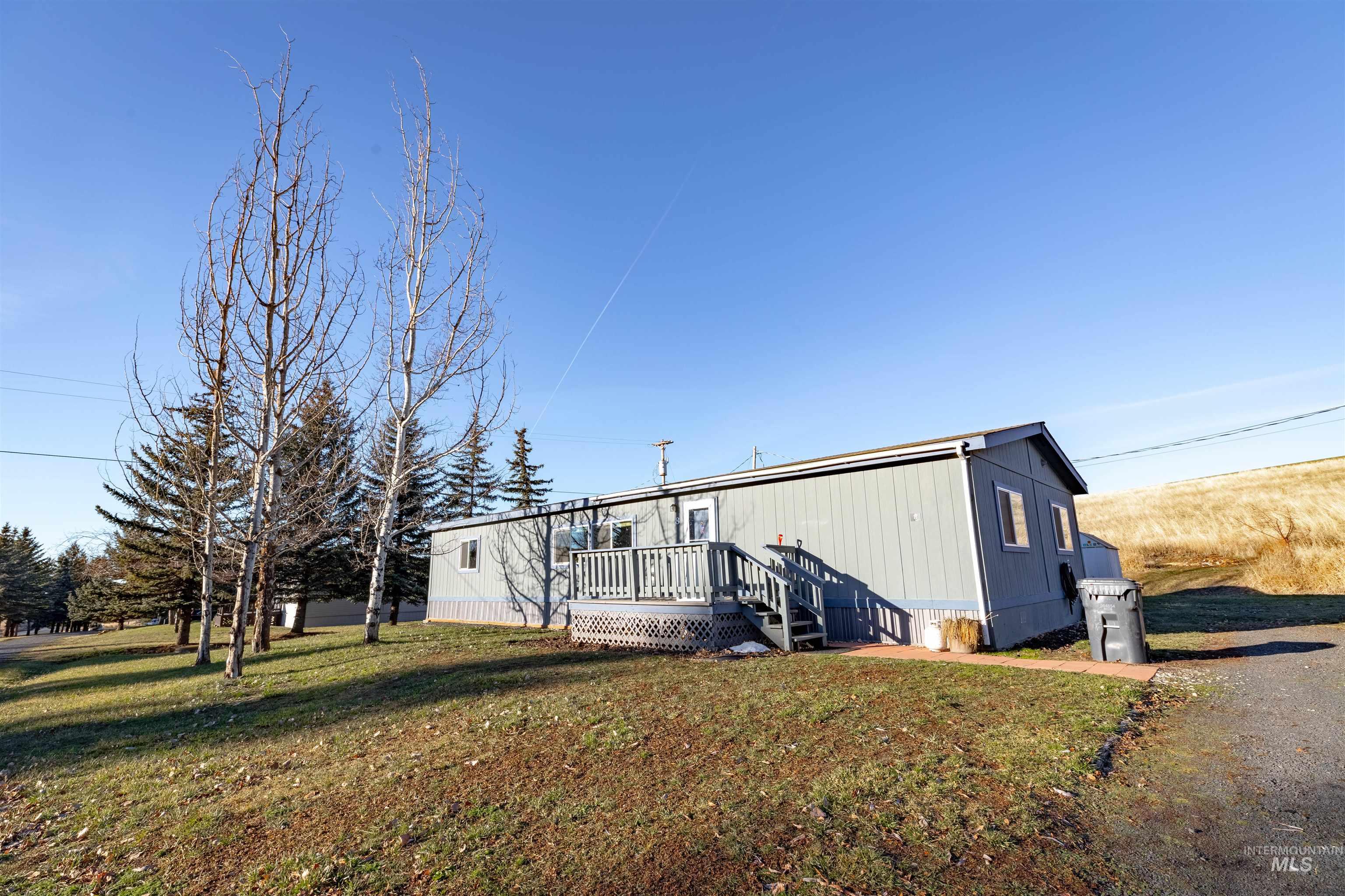 1020 Eid Rd Property Photo 1