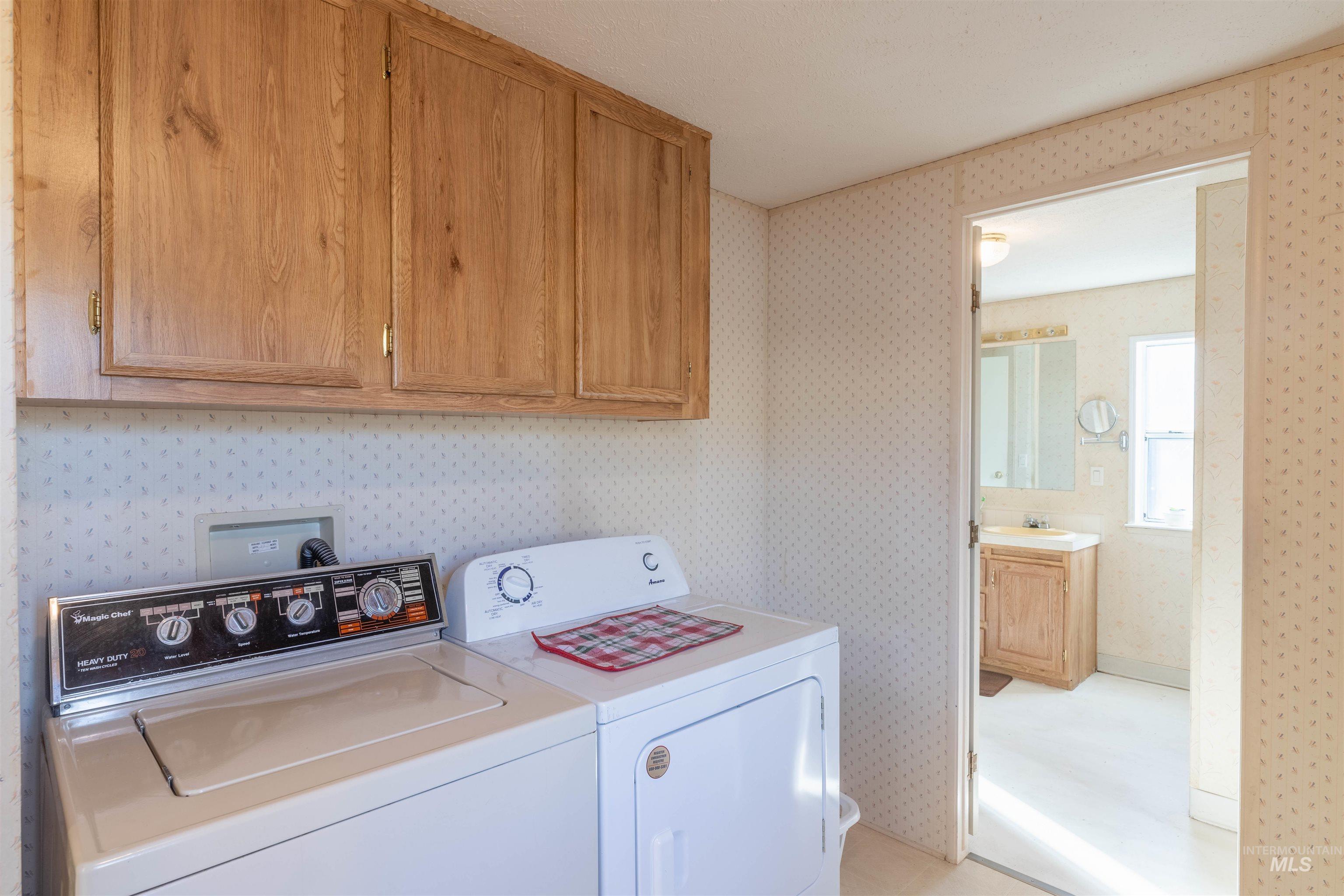 1020 Eid Rd Property Photo 10