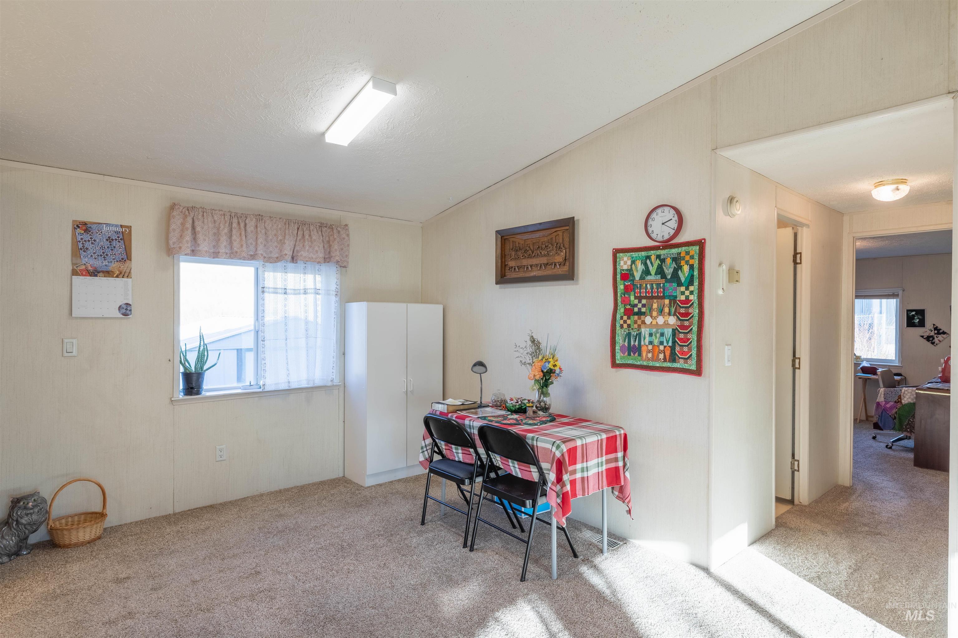 1020 Eid Rd Property Photo 14