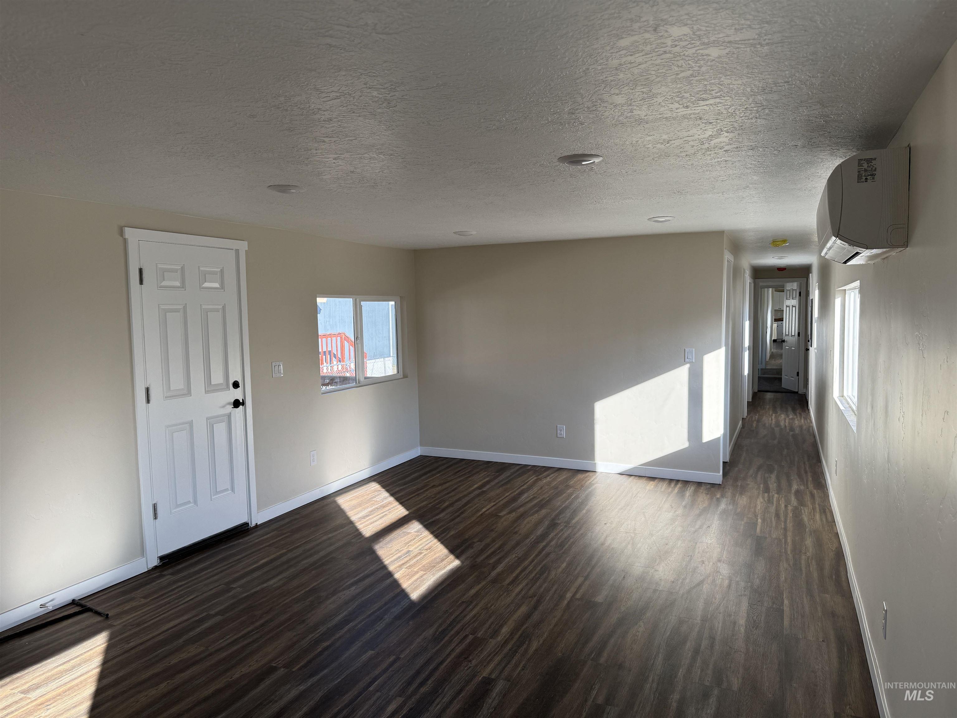 1250 N Sable Property Photo 13