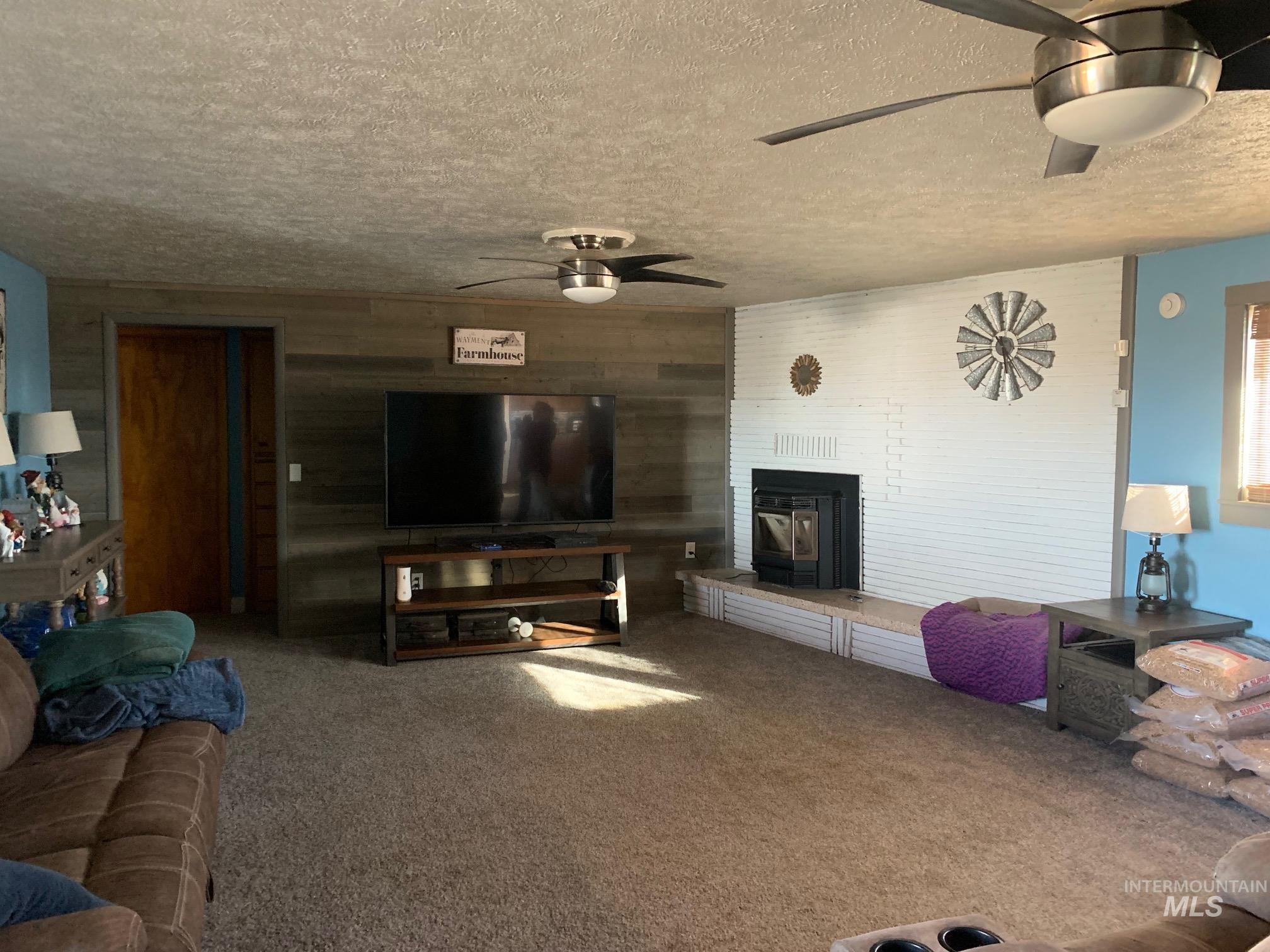 363 N Meridian Property Photo 11
