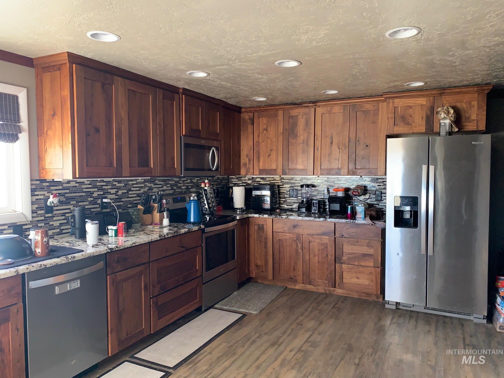 363 N Meridian Property Photo 17