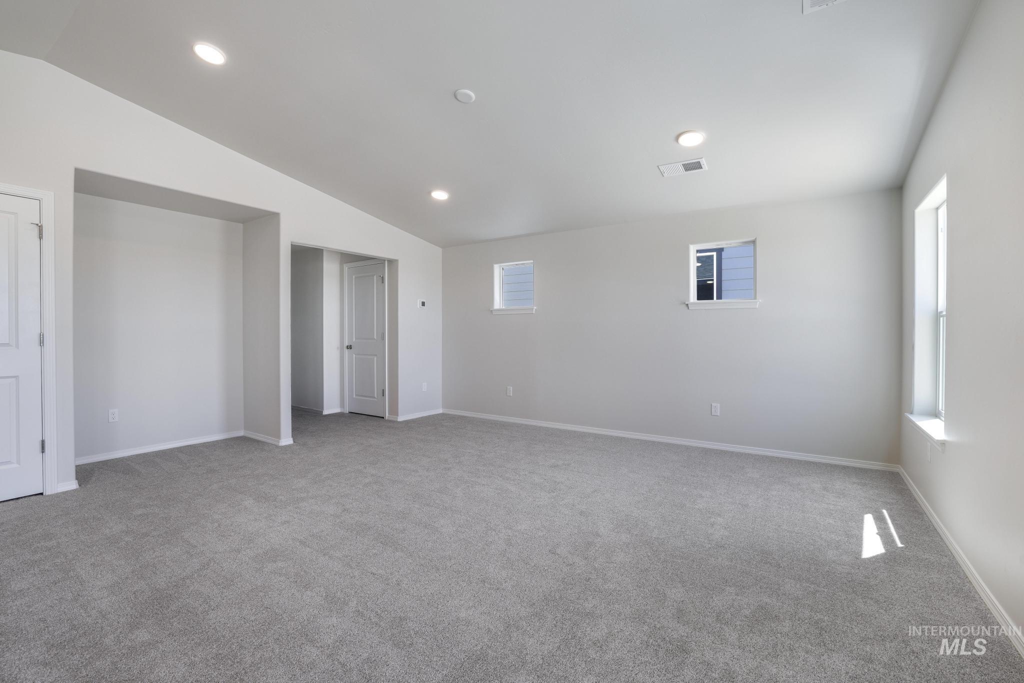 1554 Kenyon Meadow St Property Photo 2