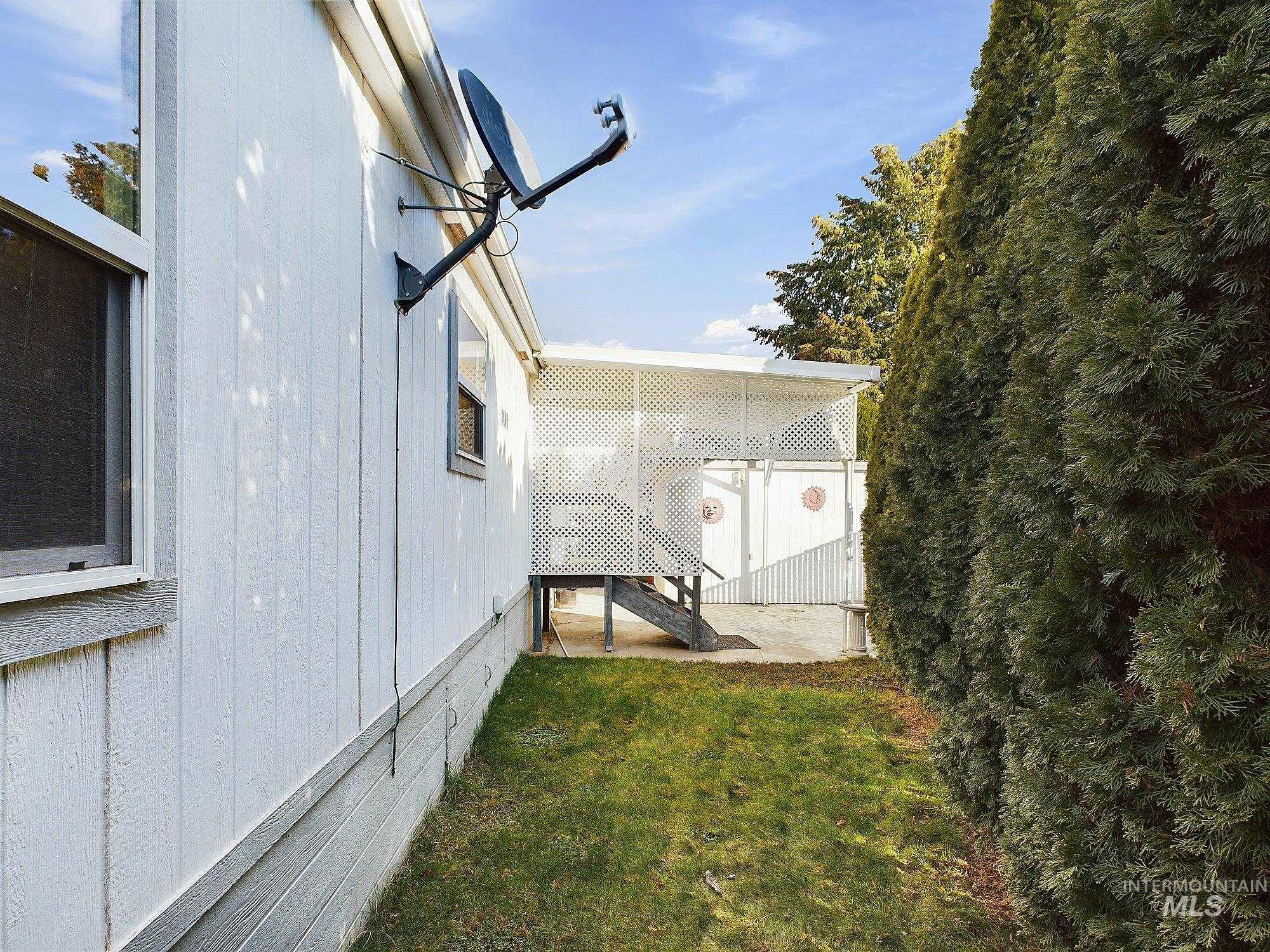 2015 6th Ave Property Photo 23