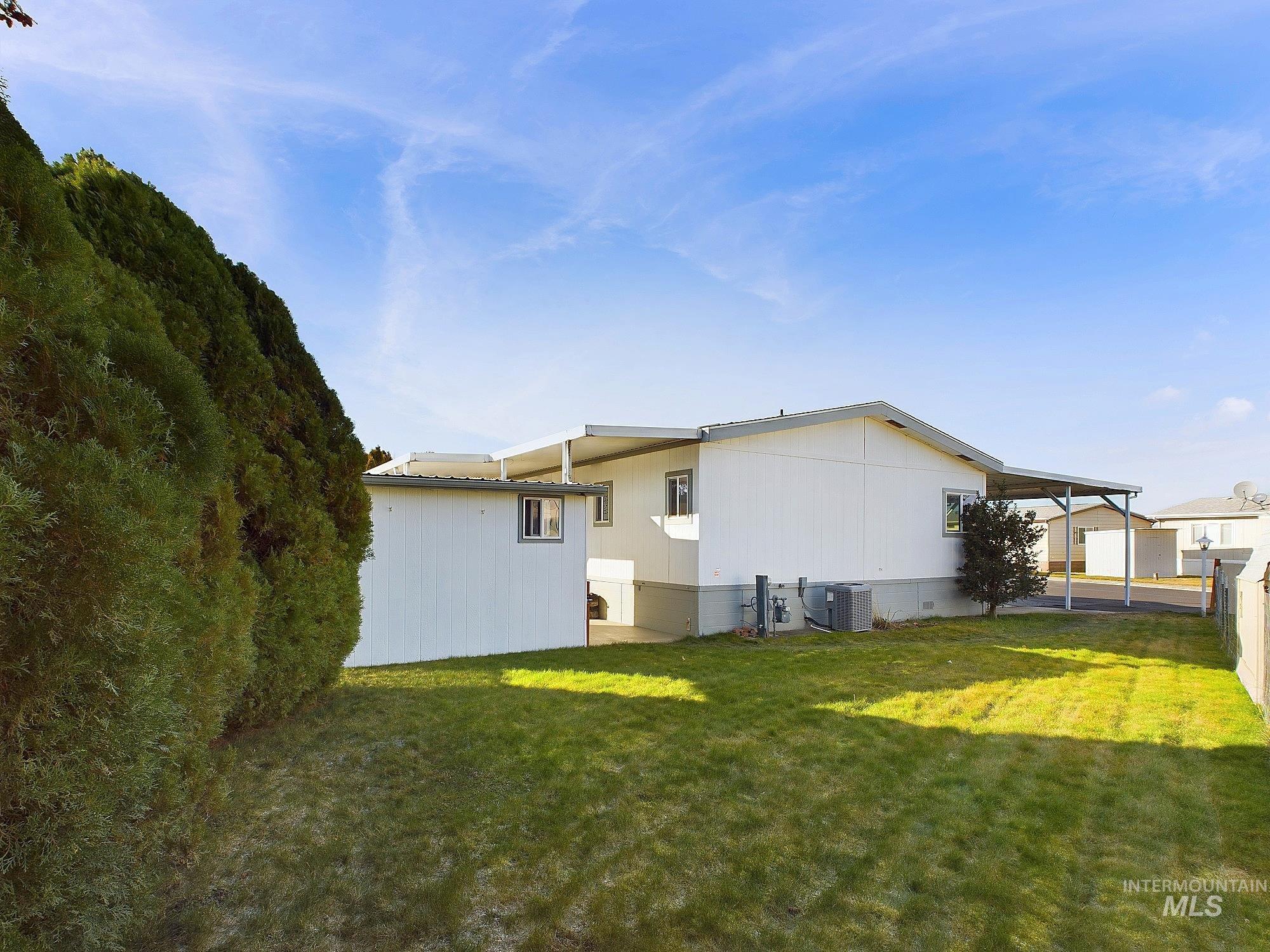 2015 6th Ave Property Photo 25
