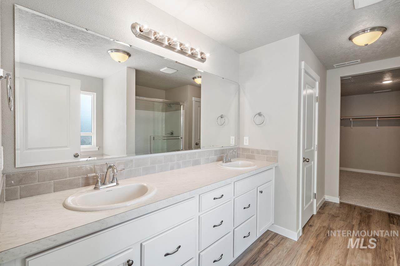 3498 N Anselmo Way Property Photo 2