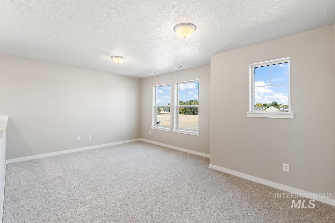 3498 N Anselmo Way Property Photo 4
