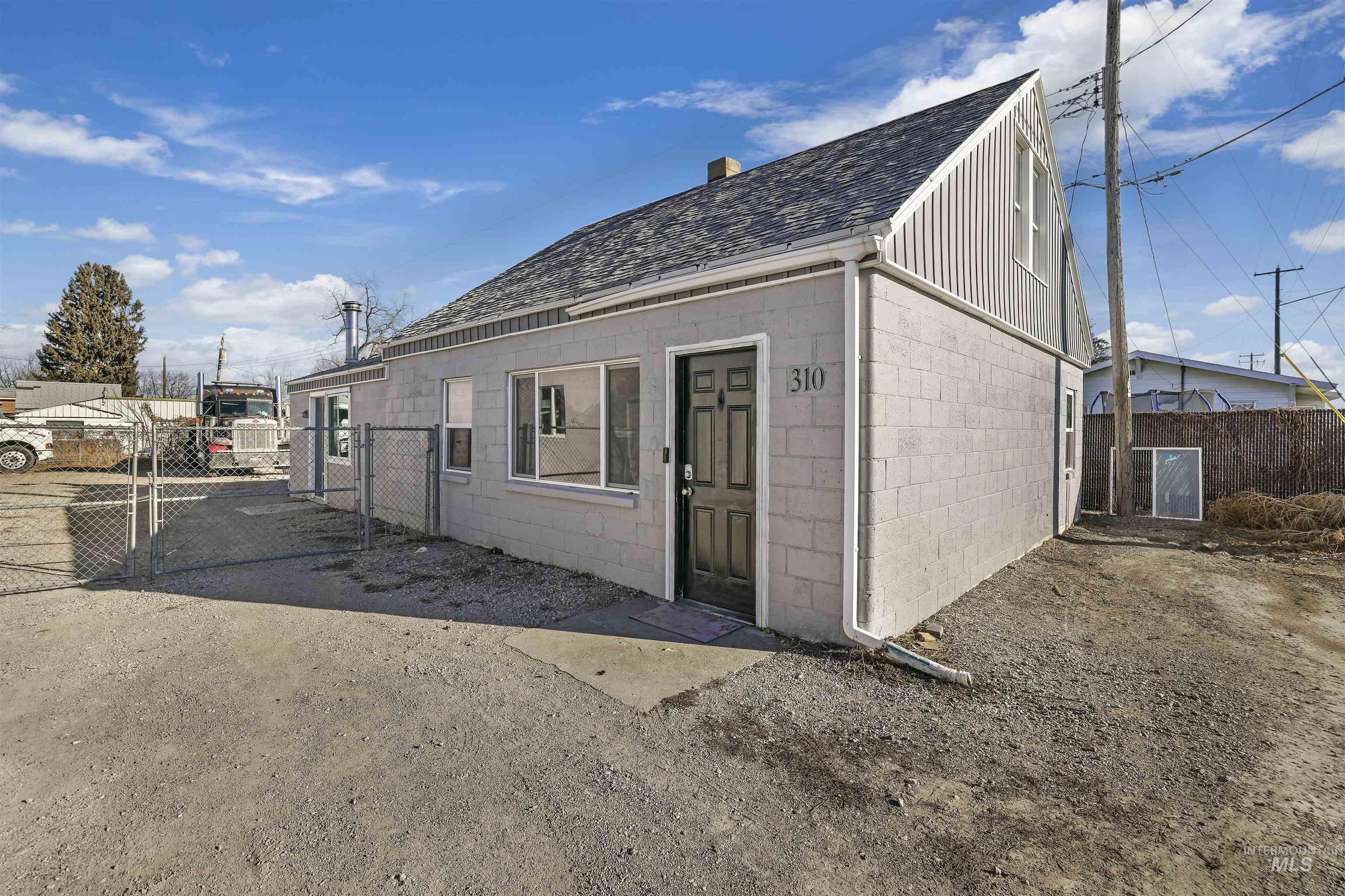 310 Highway 30 Property Photo 25
