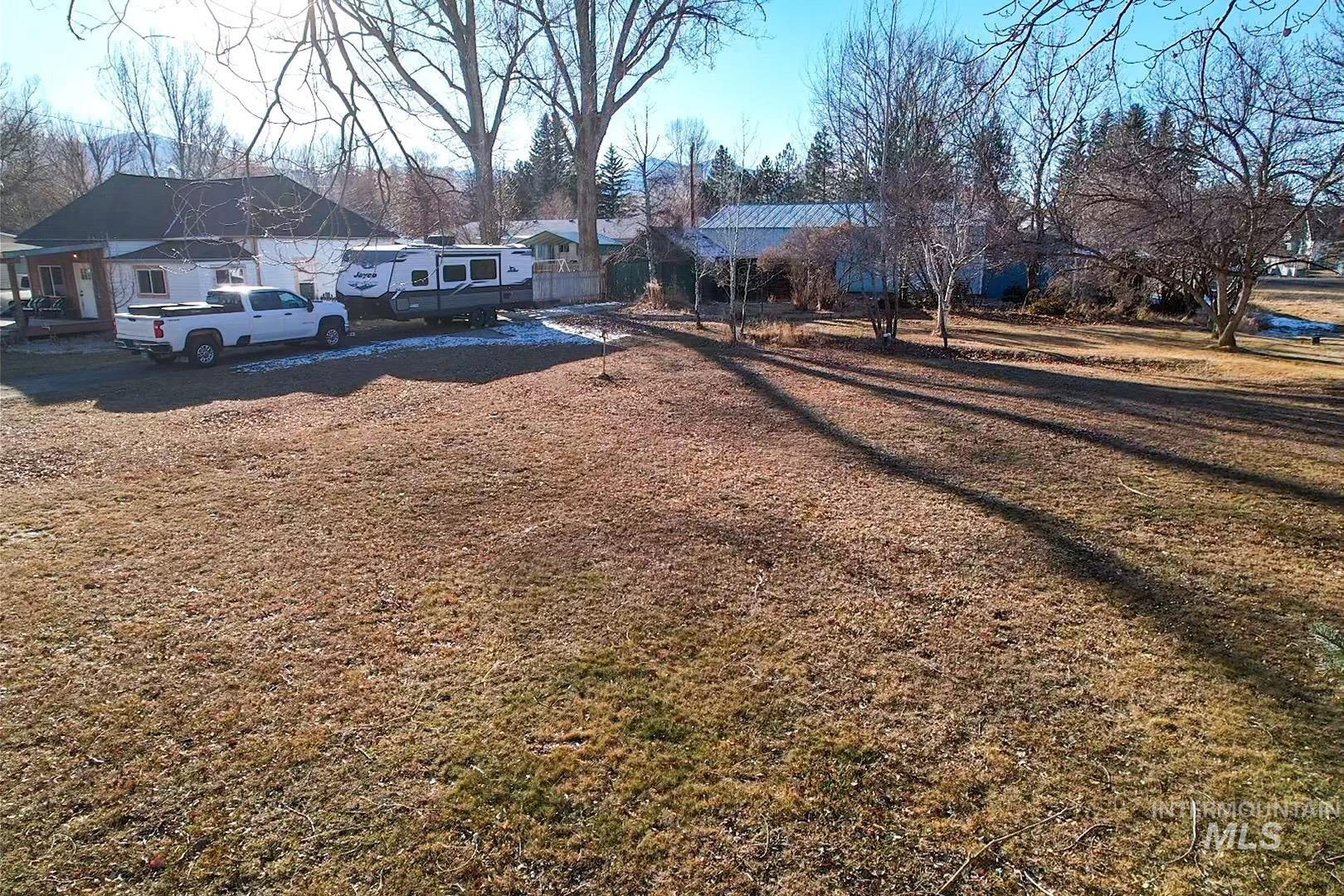 324 S Main Street Property Photo
