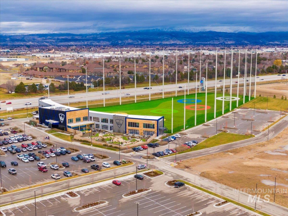 1380 Jade Property Photo 3