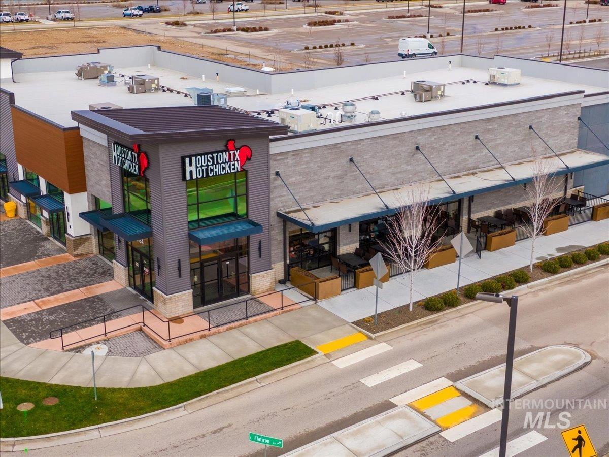 1380 Jade Property Photo 10