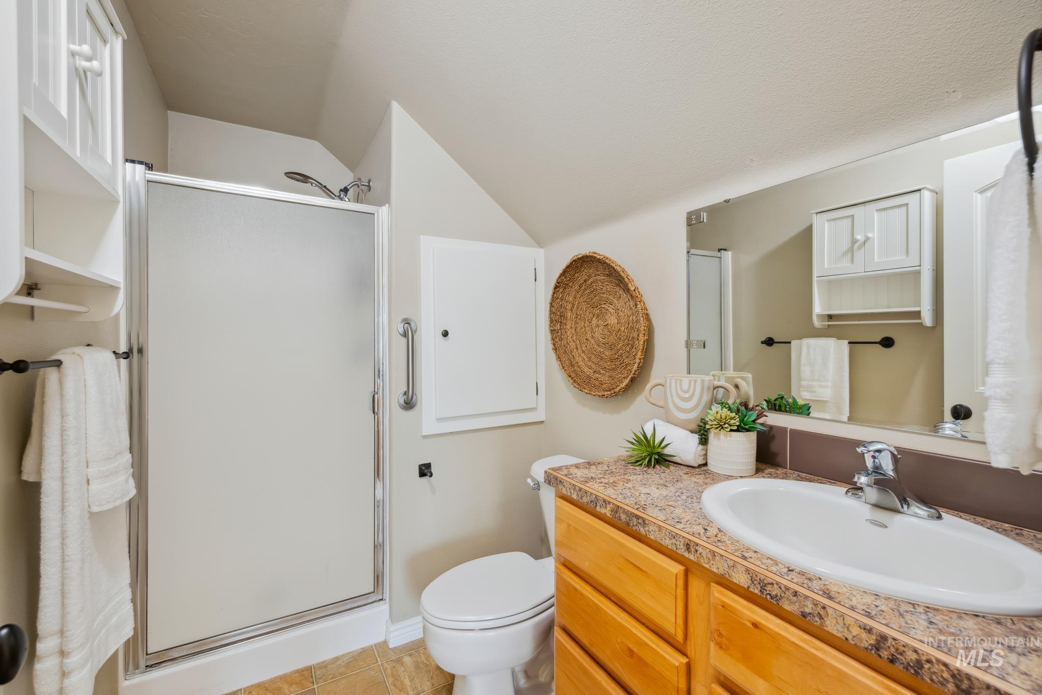 2128 W Cross Creek Dr Property Photo 19