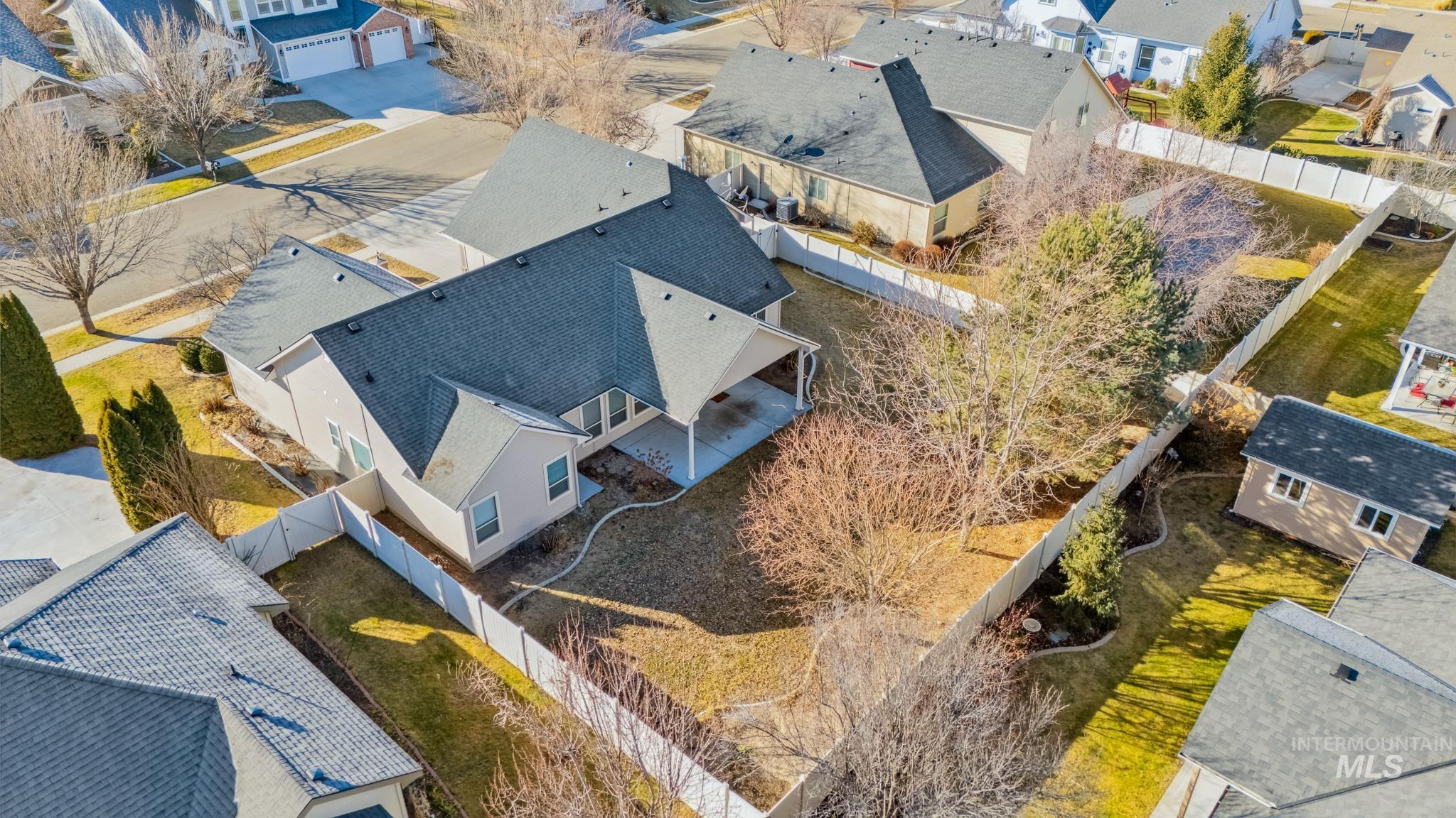 2128 W Cross Creek Dr Property Photo 40