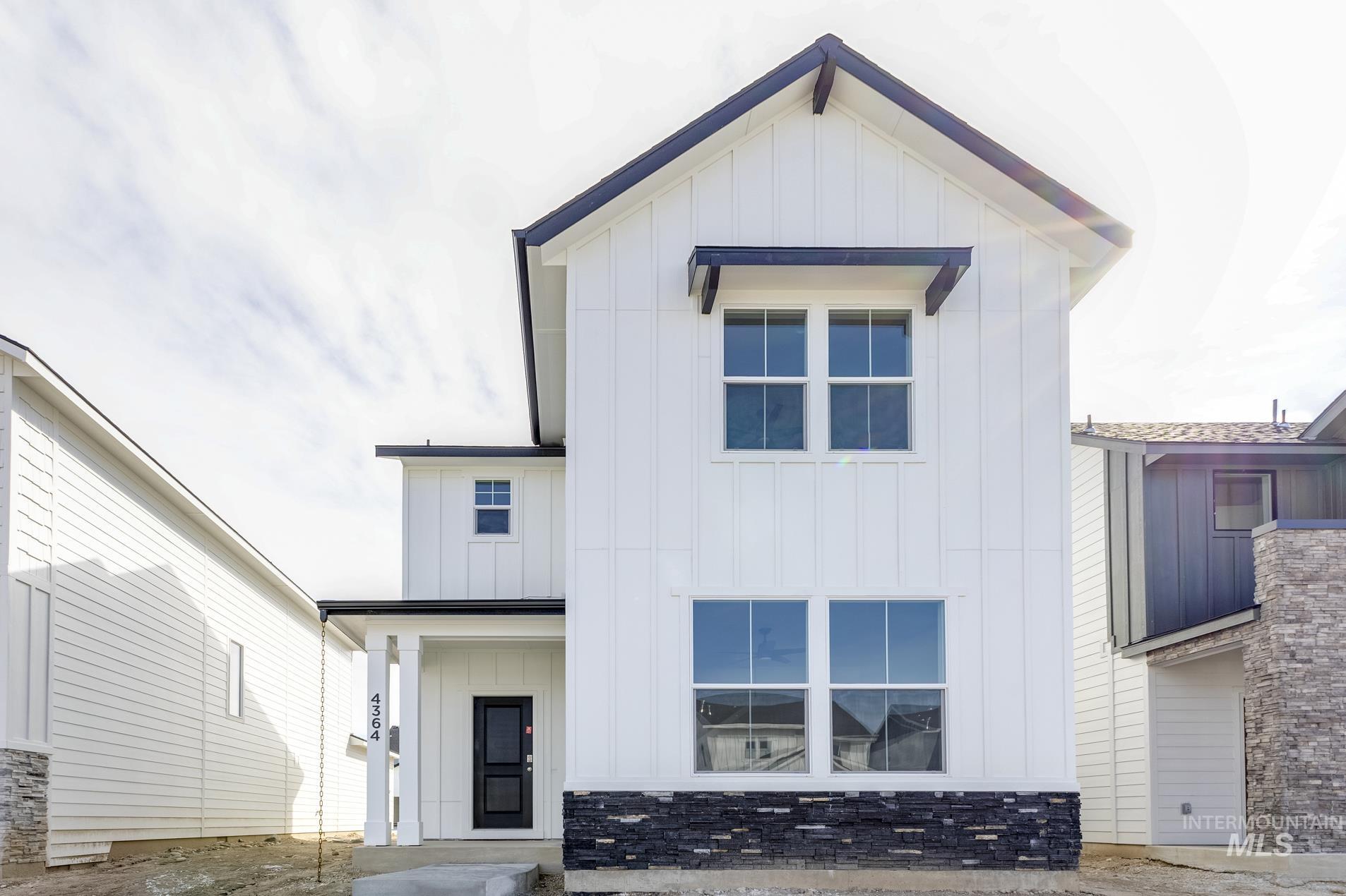 4364 N Glassford Ave Property Photo 1