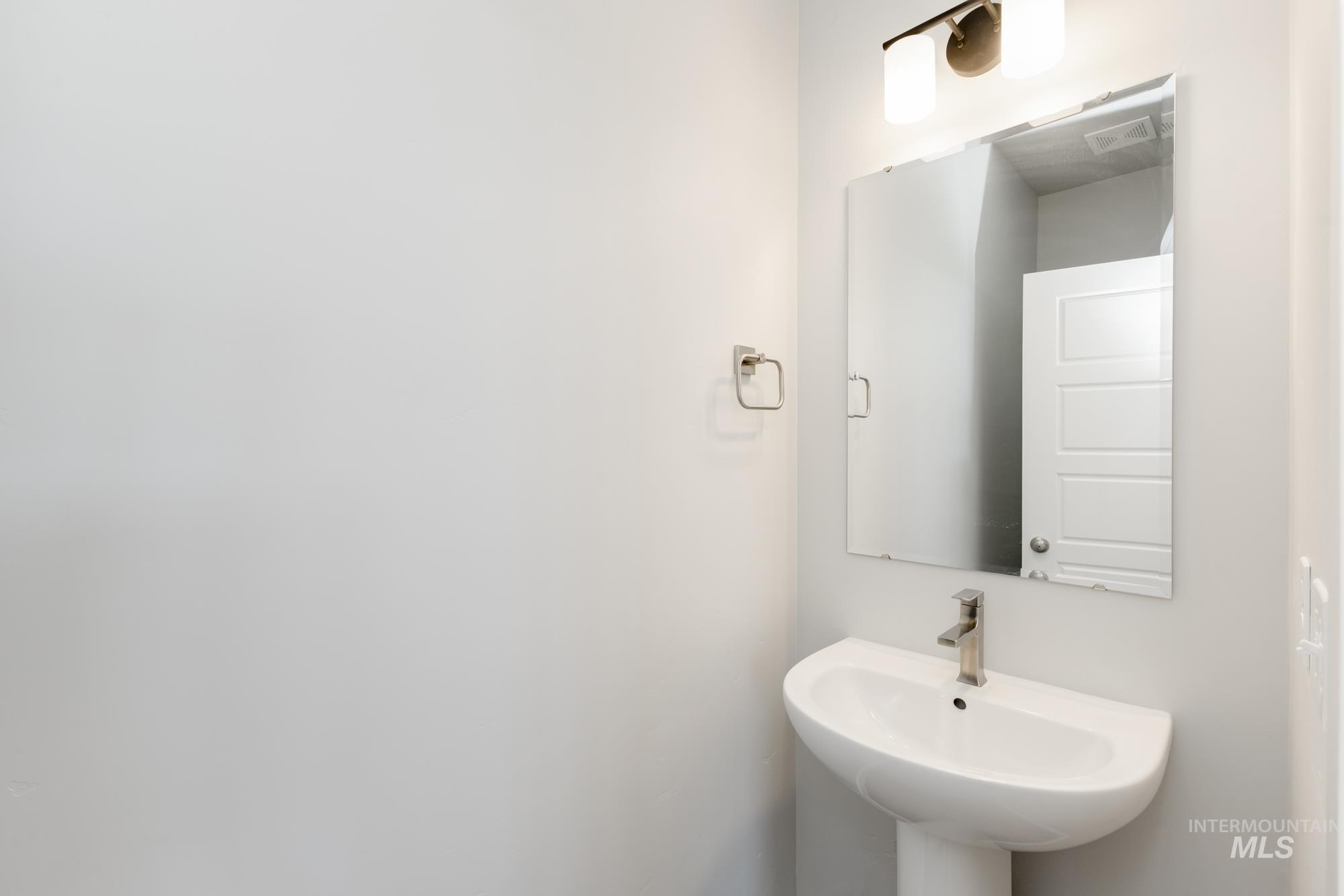 4352 N Glassford Ave Property Photo 11