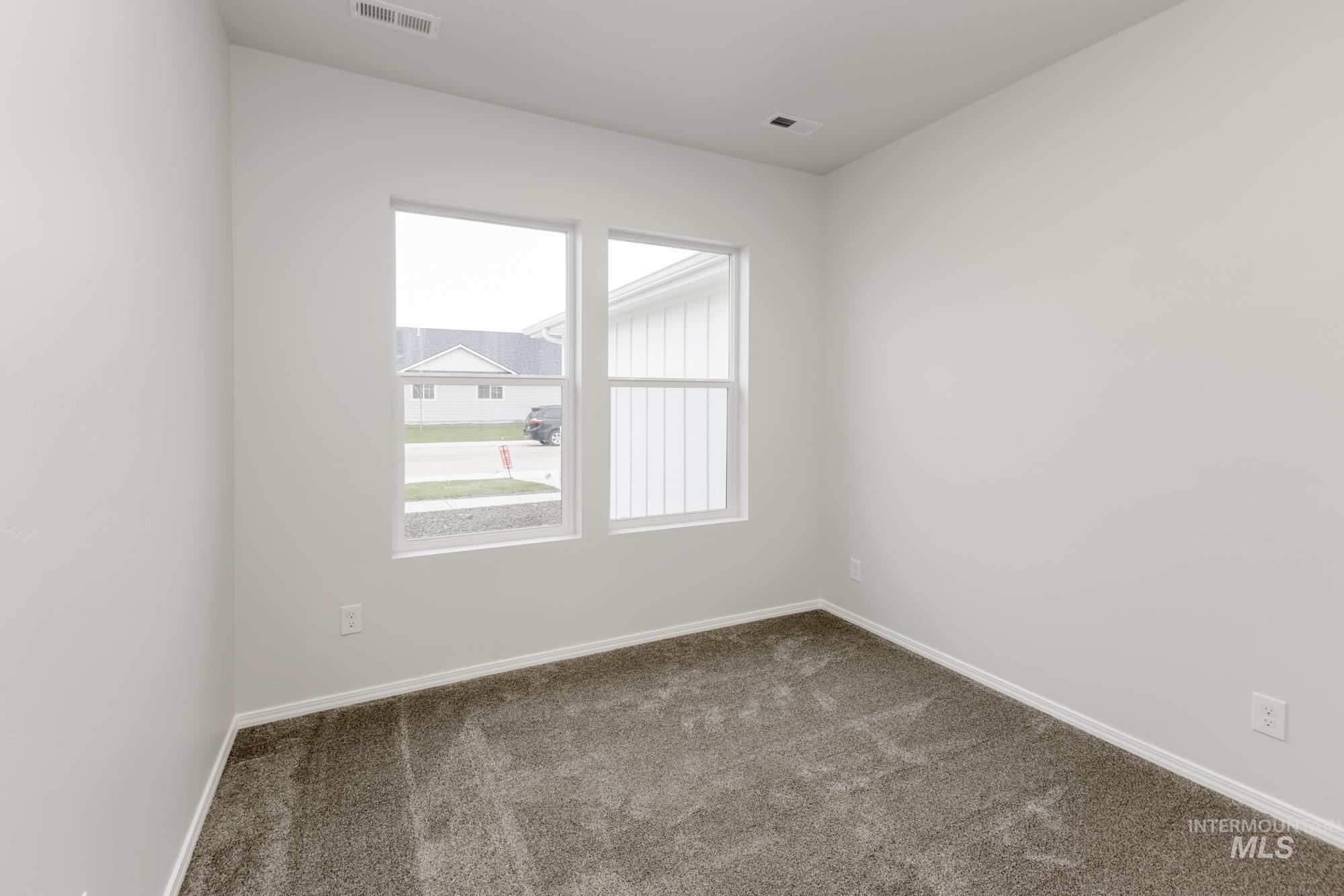 1415 Silver Valley St Property Photo 7