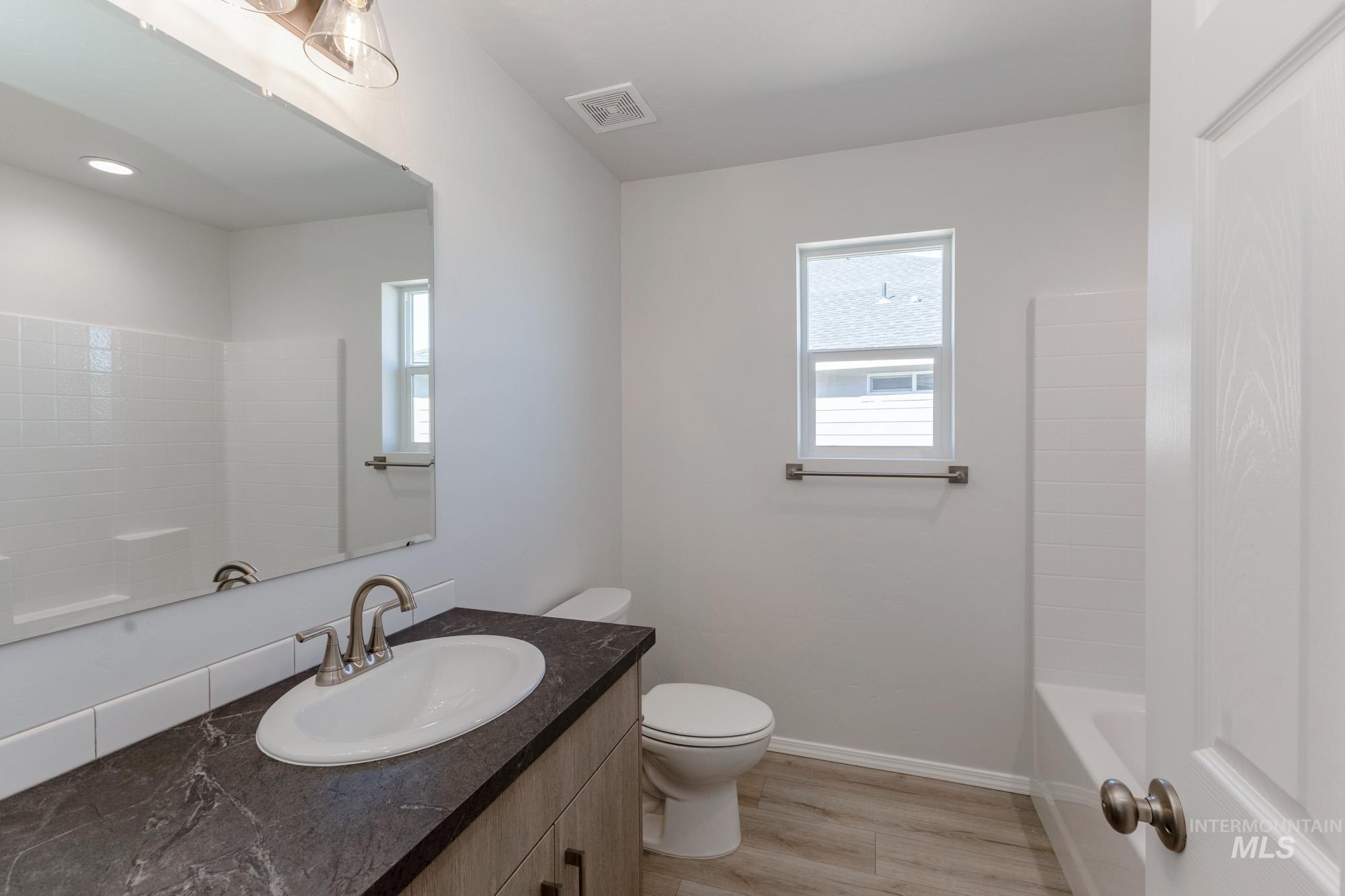 19283 Susquehanna Way Property Photo 15