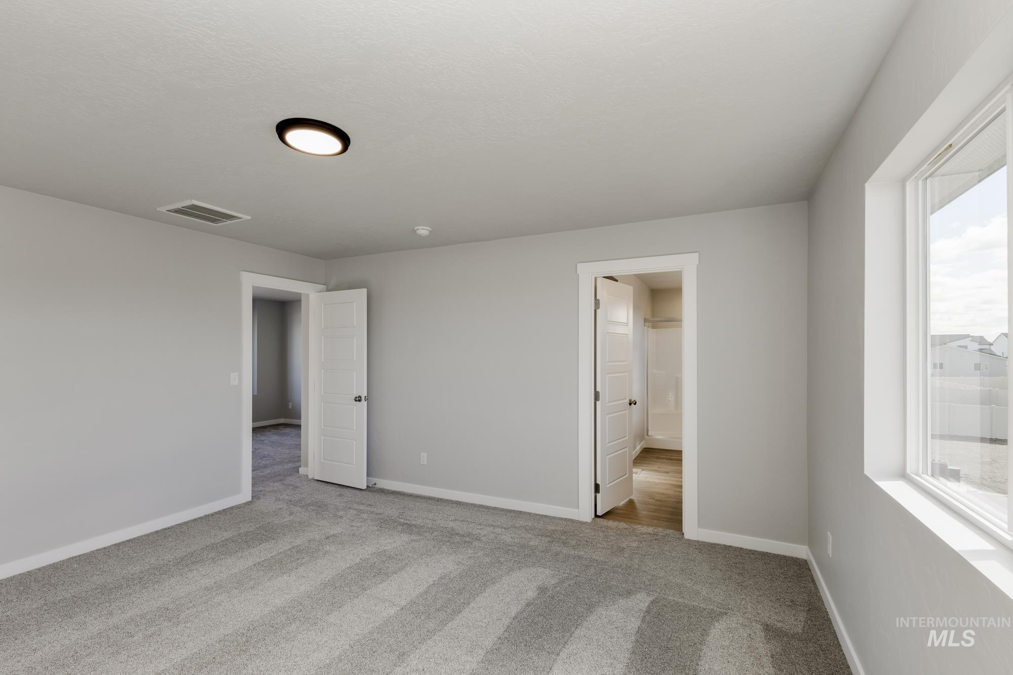 5305 E Sublette St Property Photo 8
