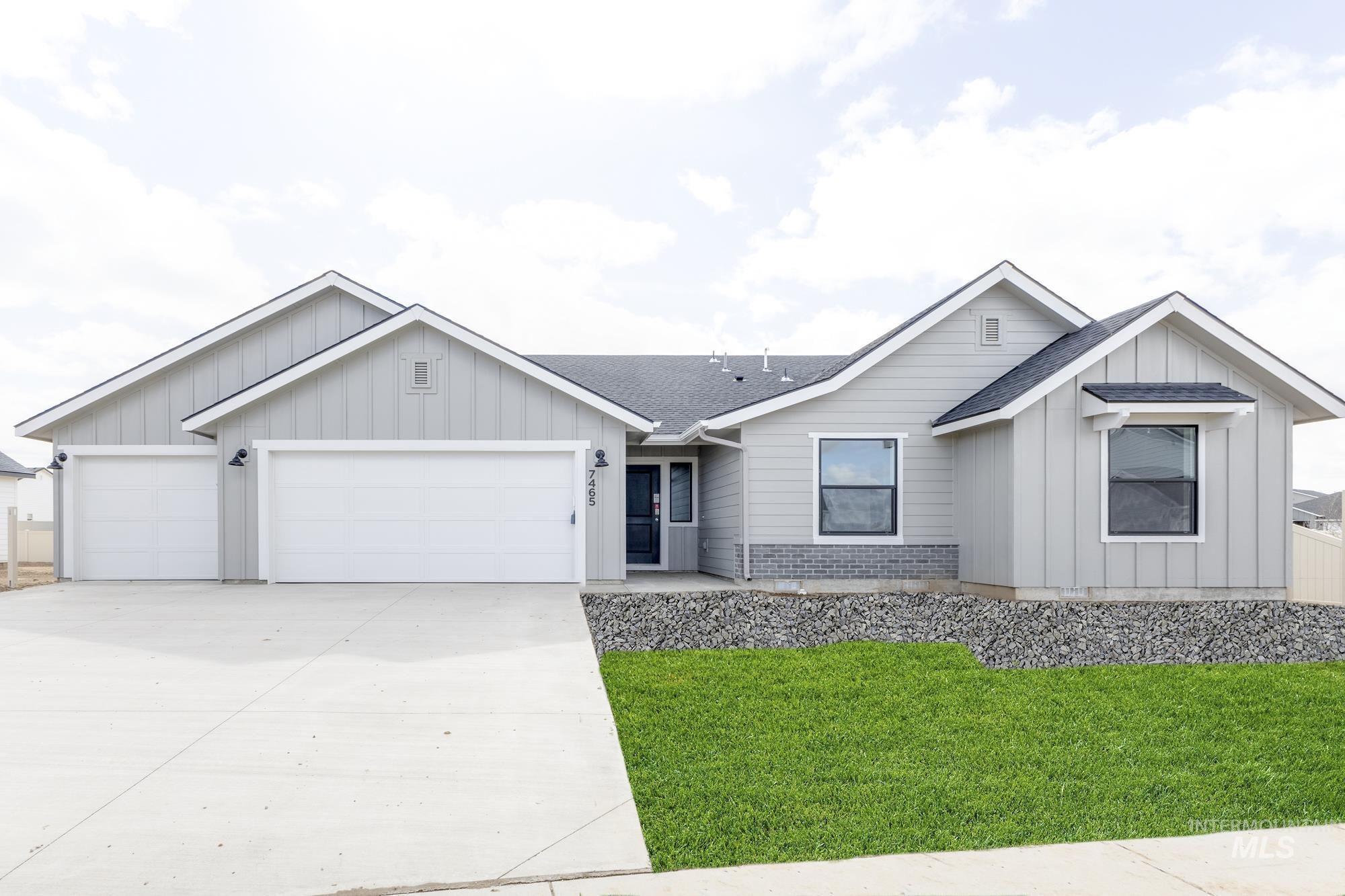 7465 E Shields Dr Property Photo 1