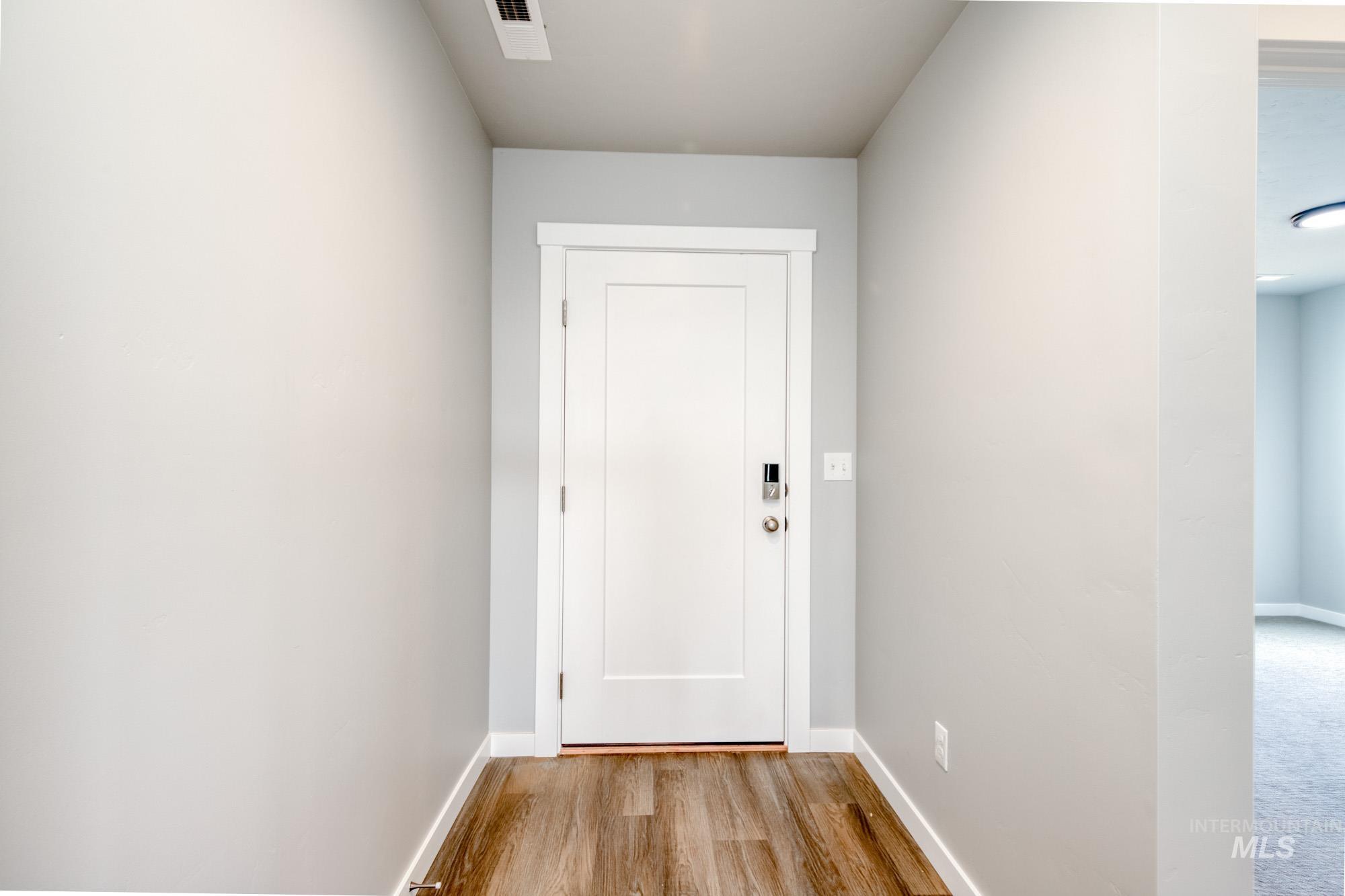 2690 N Arroyo Vista Way Property Photo 2