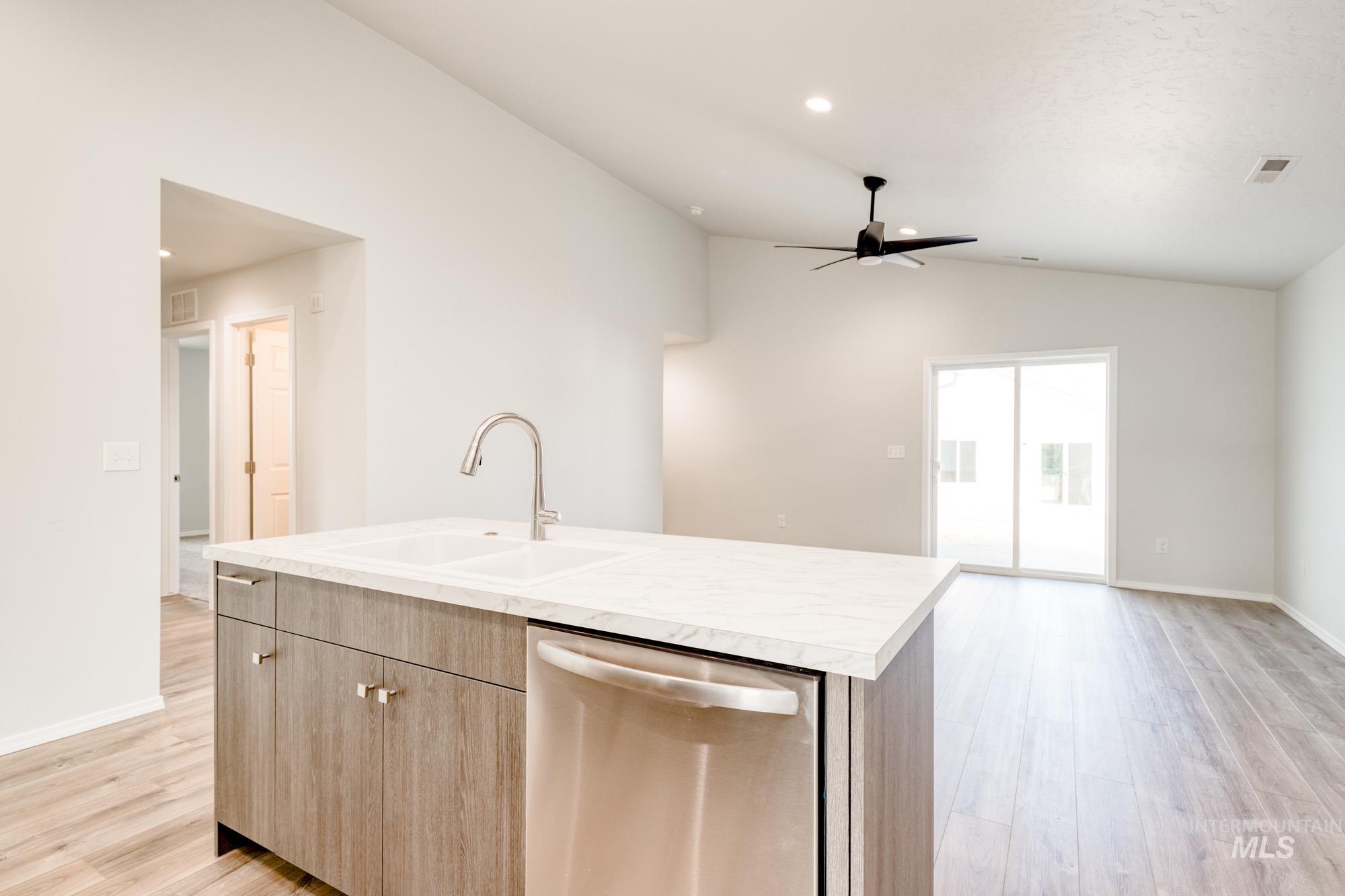 2892 W Lemhi Creek St Property Photo 5