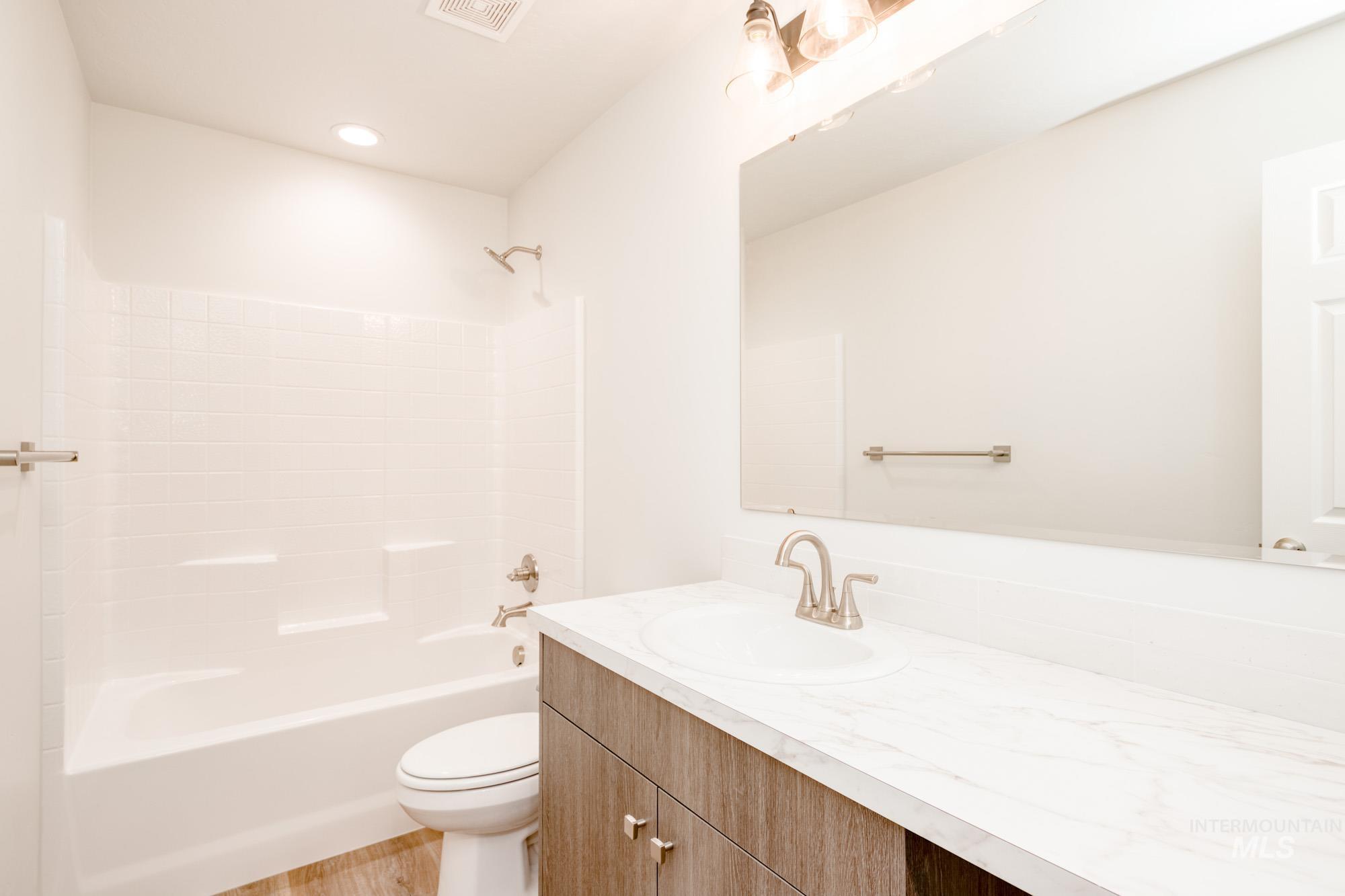 2892 W Lemhi Creek St Property Photo 10