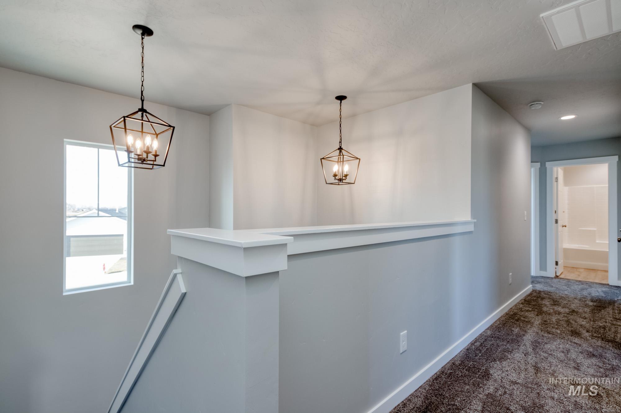 2480 W Opalite Dr Property Photo 16