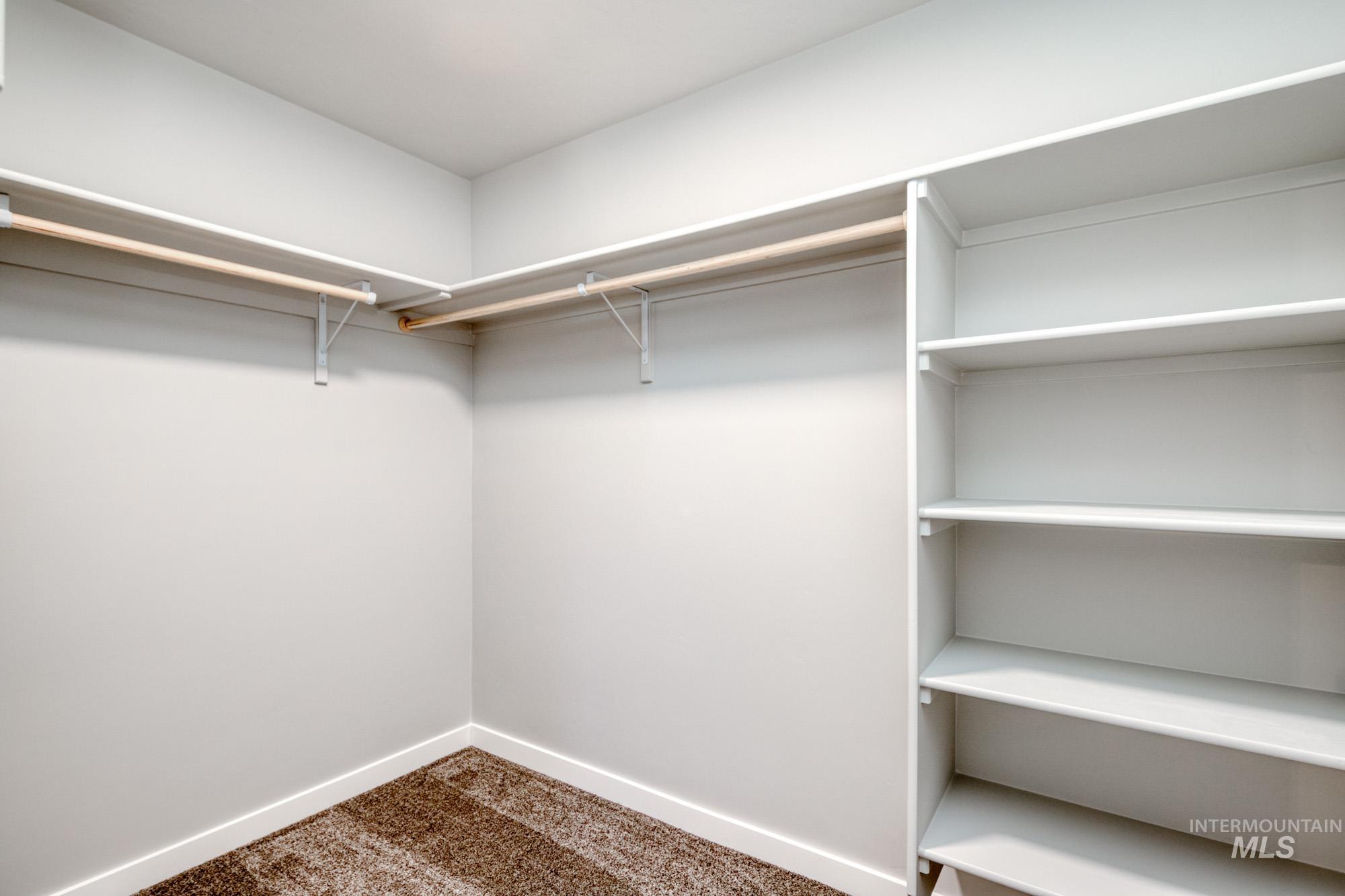 2480 W Opalite Dr Property Photo 24