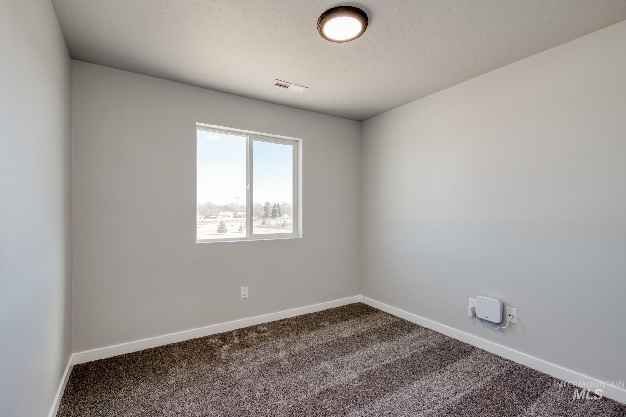 2480 W Opalite Dr Property Photo 25