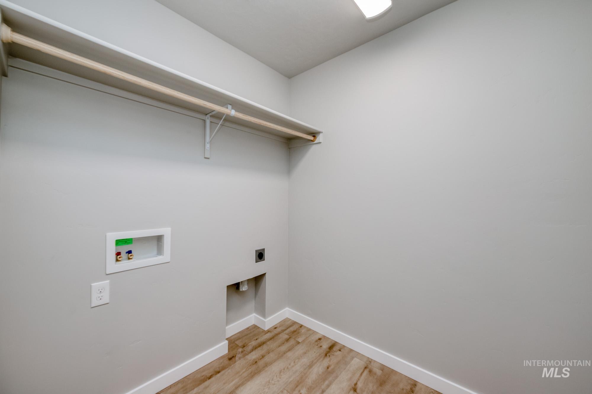 2480 W Opalite Dr Property Photo 26