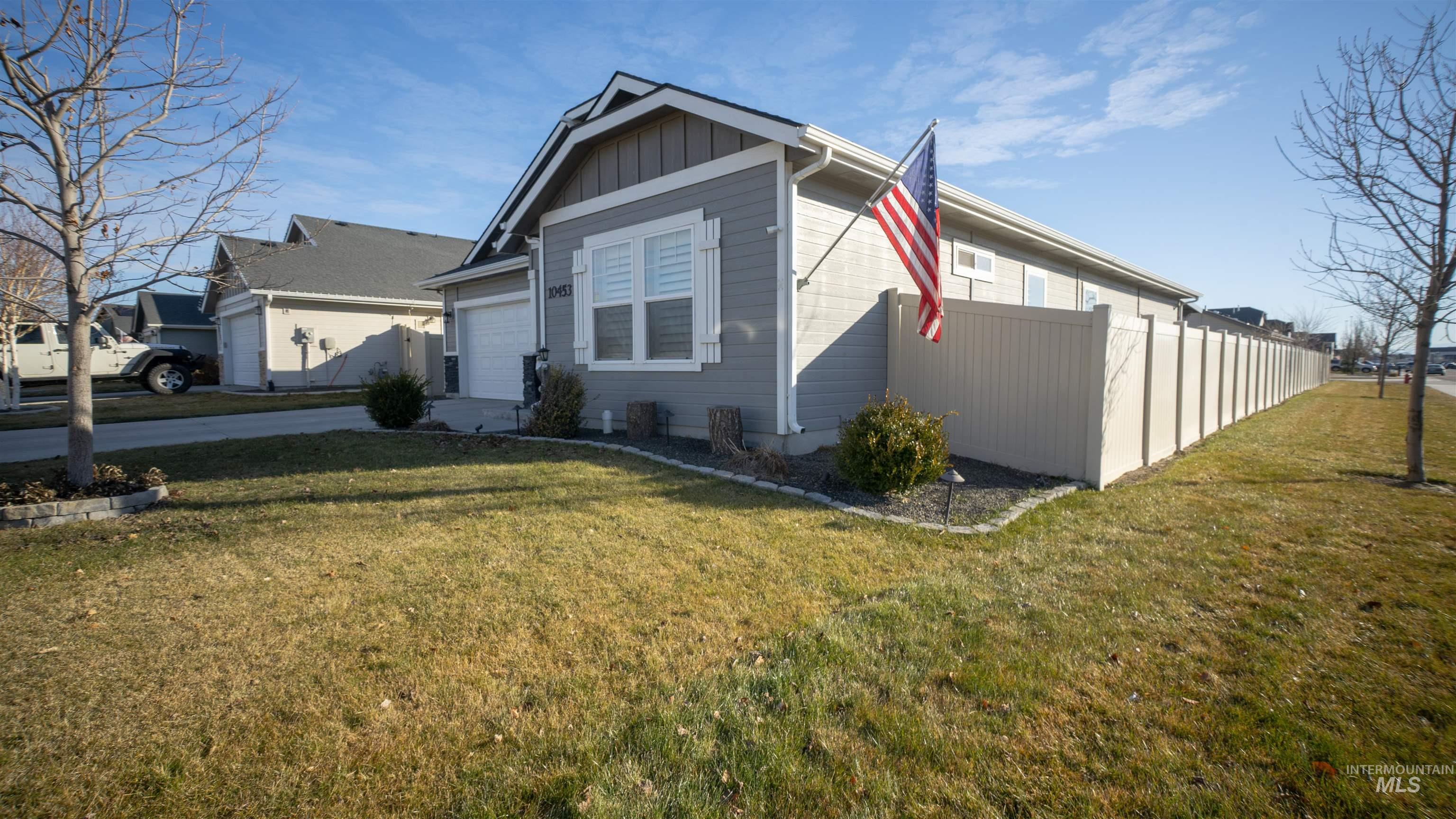 10453 Scout Ridge St. Property Photo 3