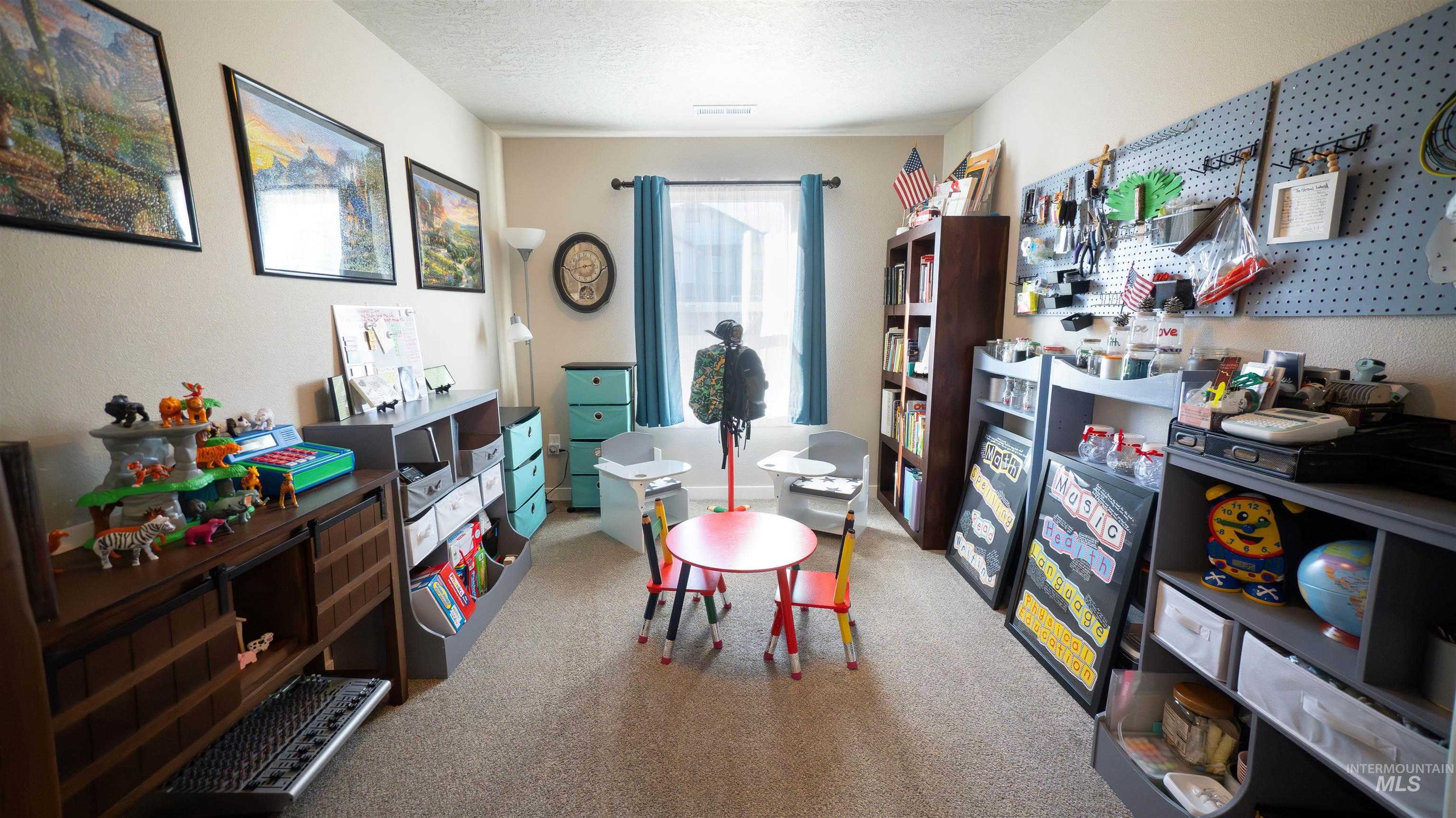 10453 Scout Ridge St. Property Photo 12