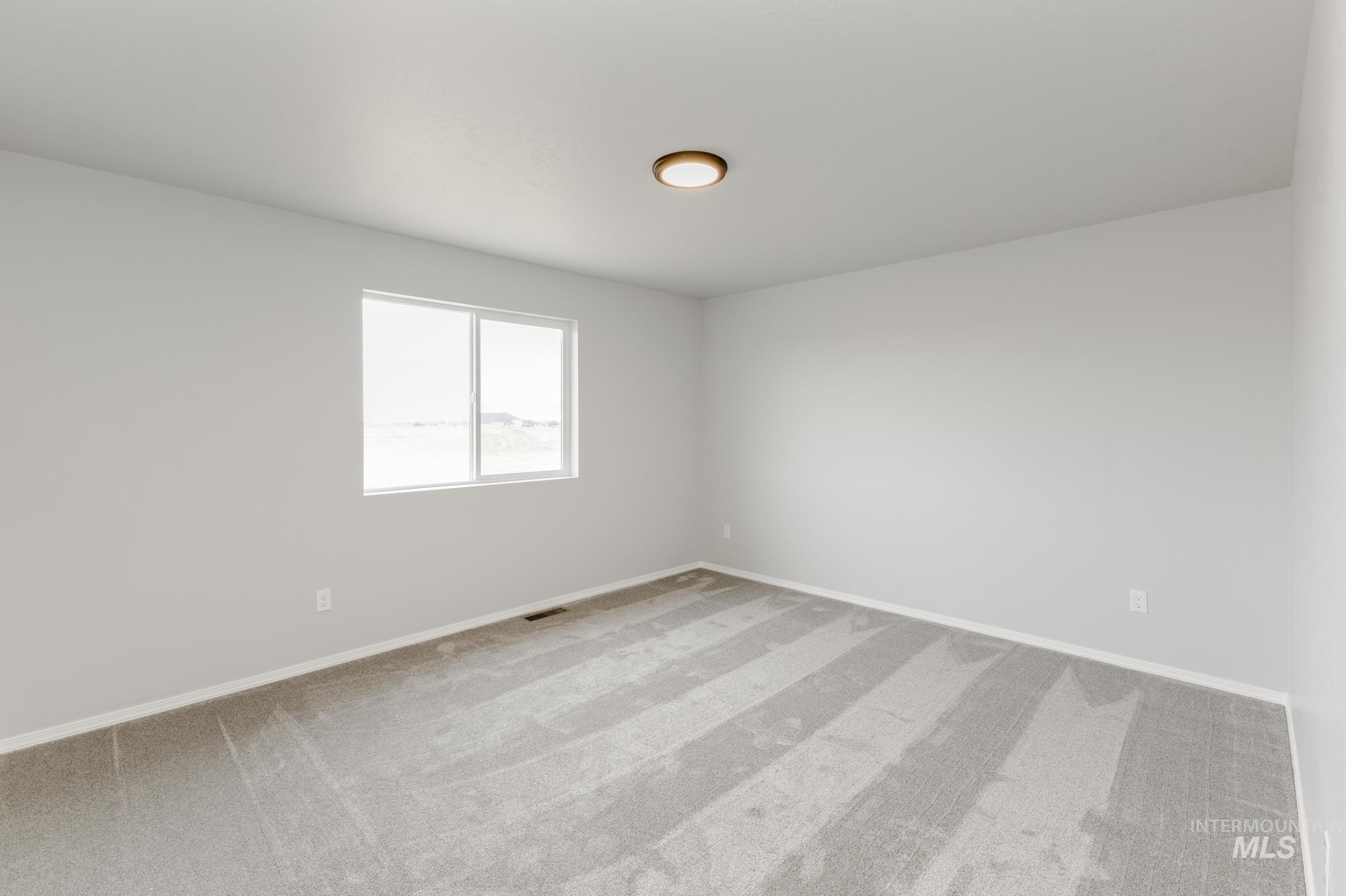 277 N Coltsfoot Ave Property Photo 17