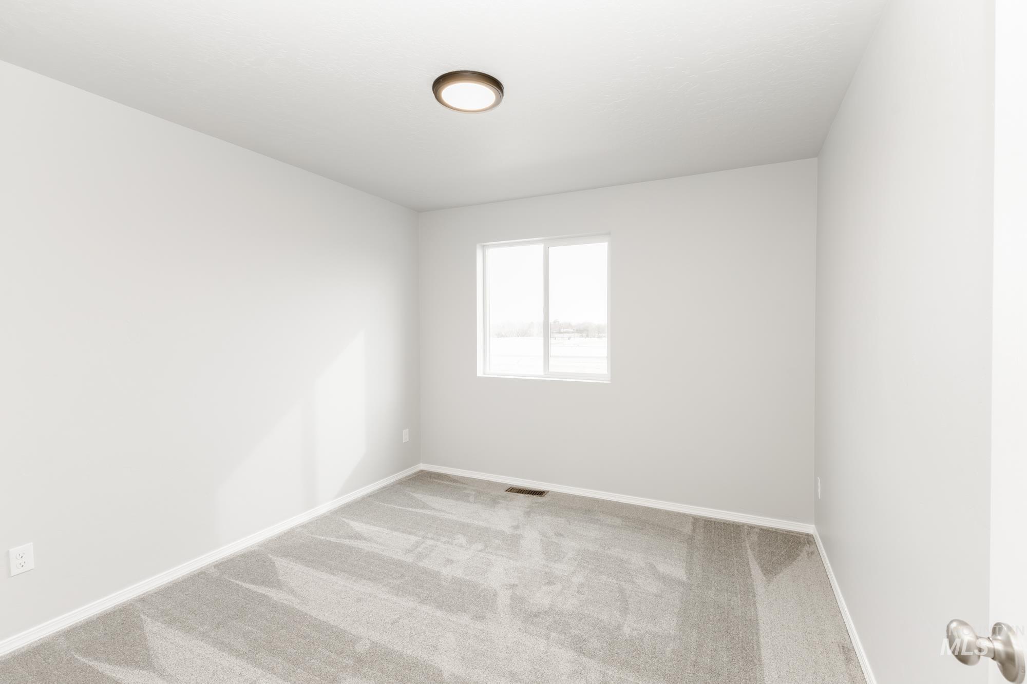 277 N Coltsfoot Ave Property Photo 20